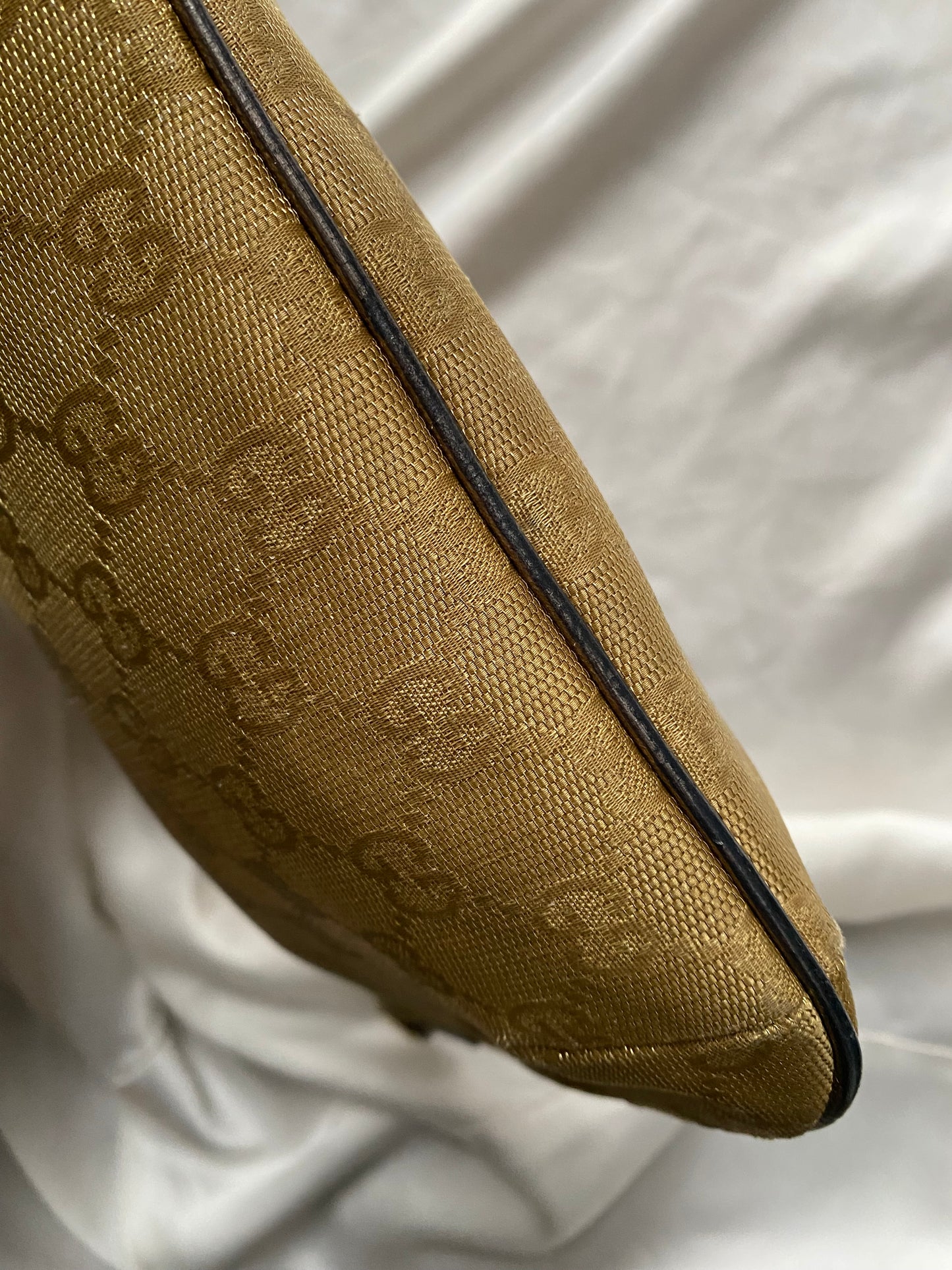 Gucci hobo iridescent gold
