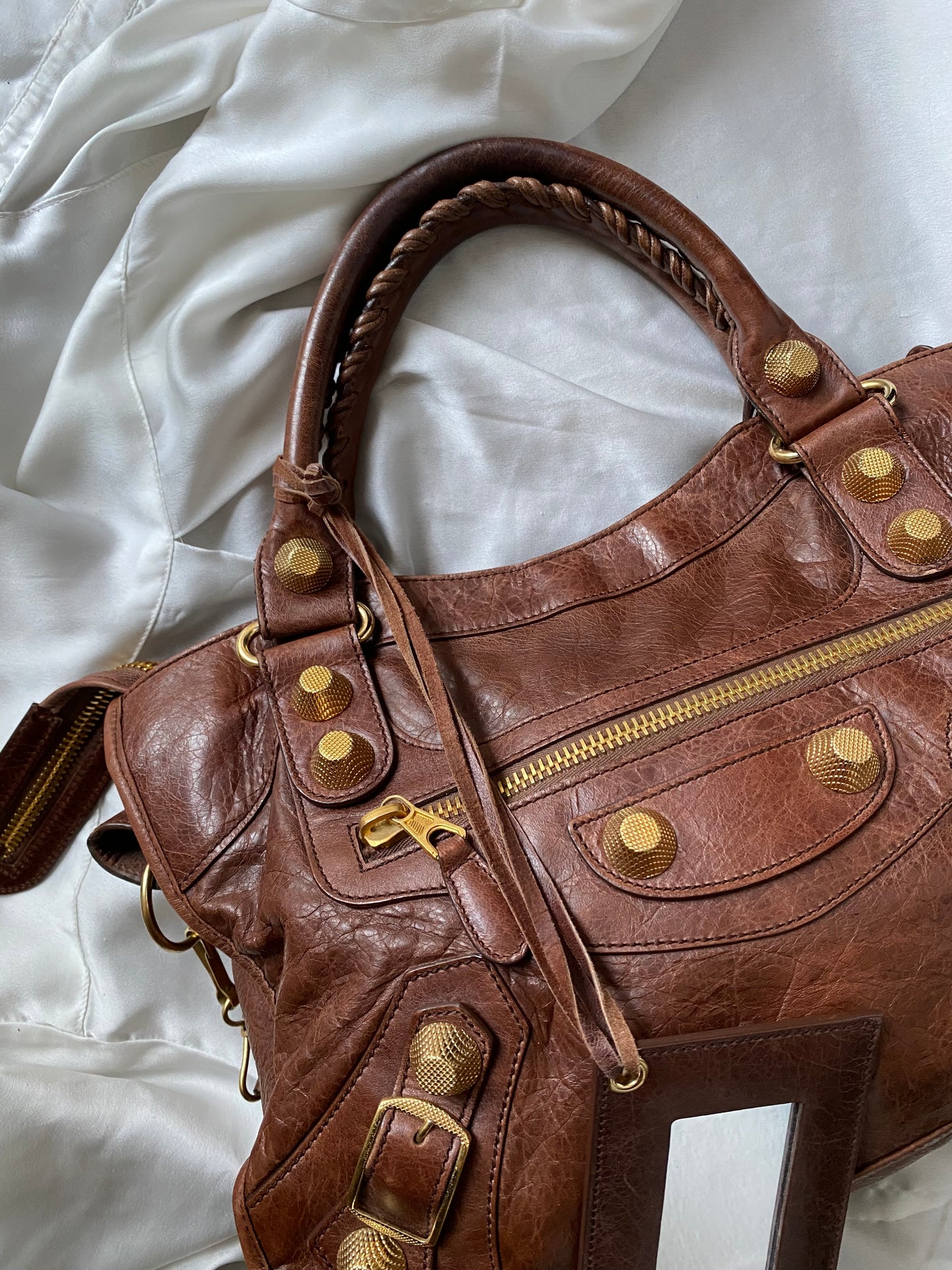 Balenciaga city chataigne giant hw gold