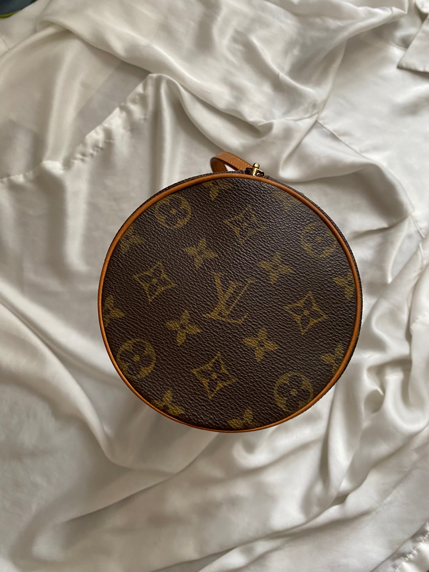 Louis Vuitton bow tie bundle