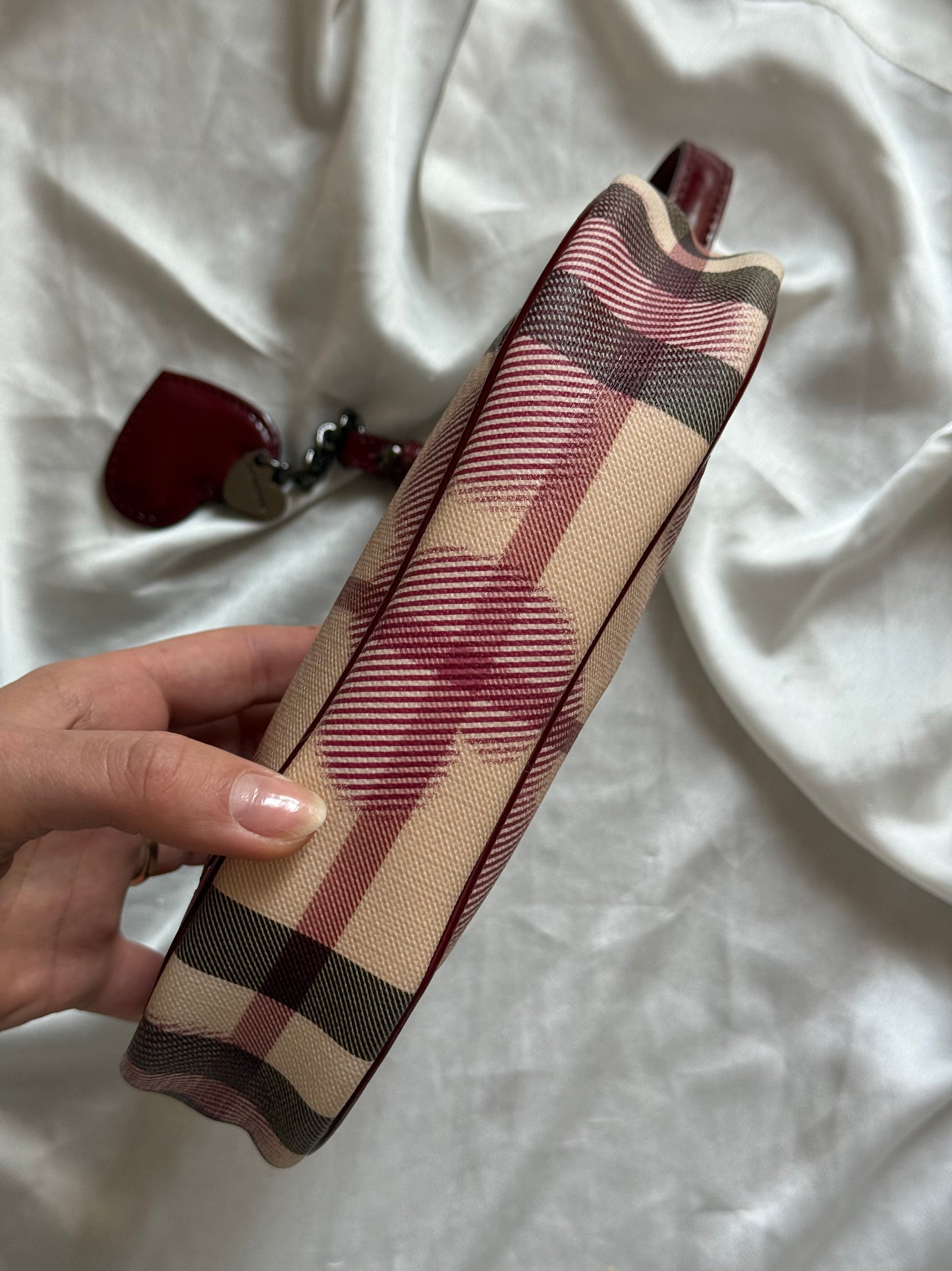 Burberry nova check painted hearts