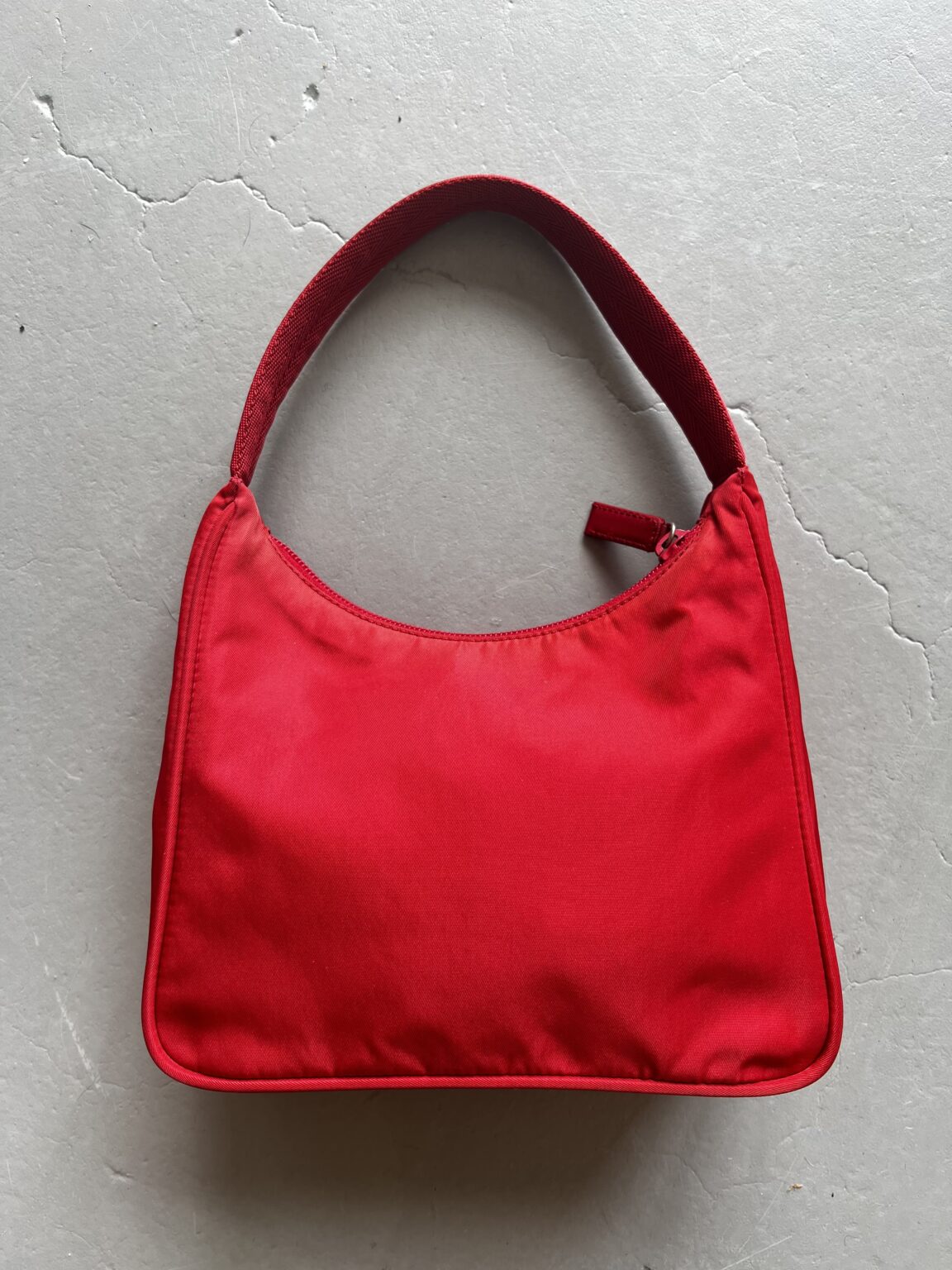 Prada mini hobo edition 2000 cherry