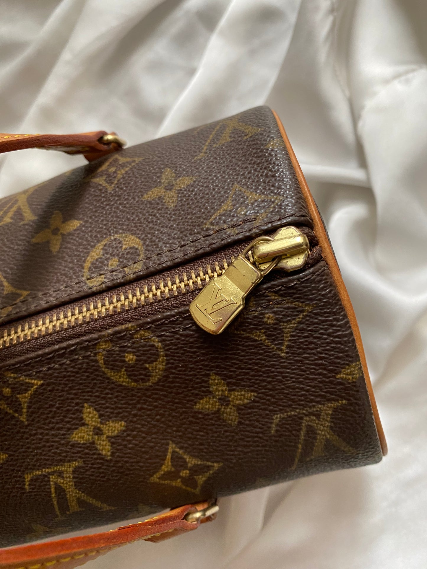 Louis Vuitton bow tie bundle