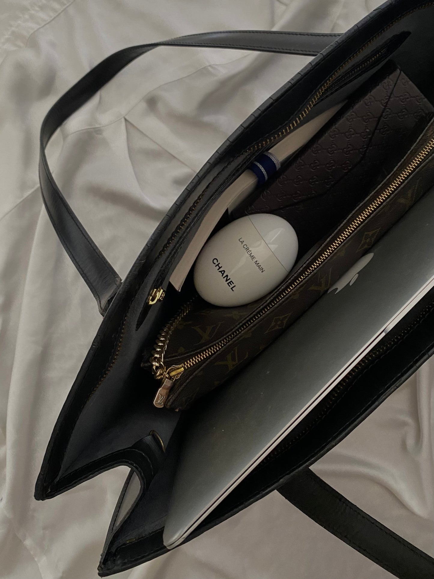 Louis Vuitton Saint Jacques GM EPI leather