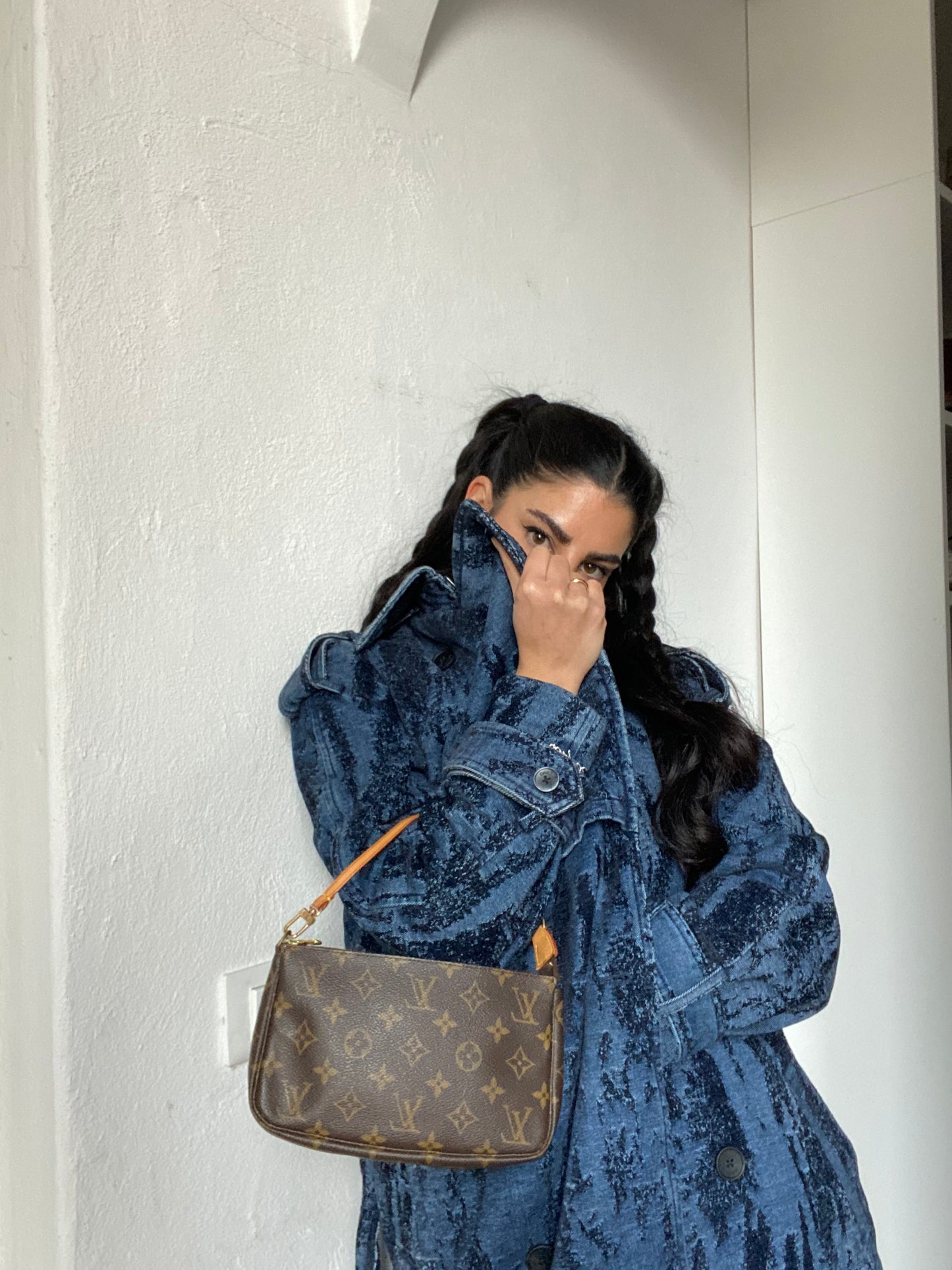 Louis Vuitton pochette accessoire monogram miele