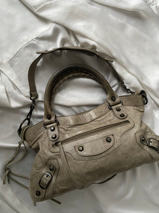 Balenciaga first galet