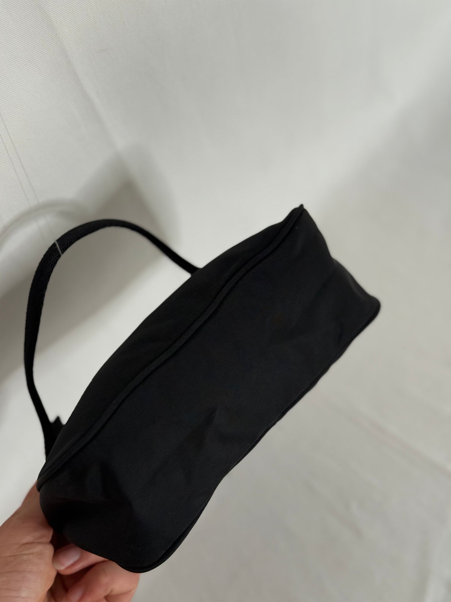 Prada hobo 2002 black