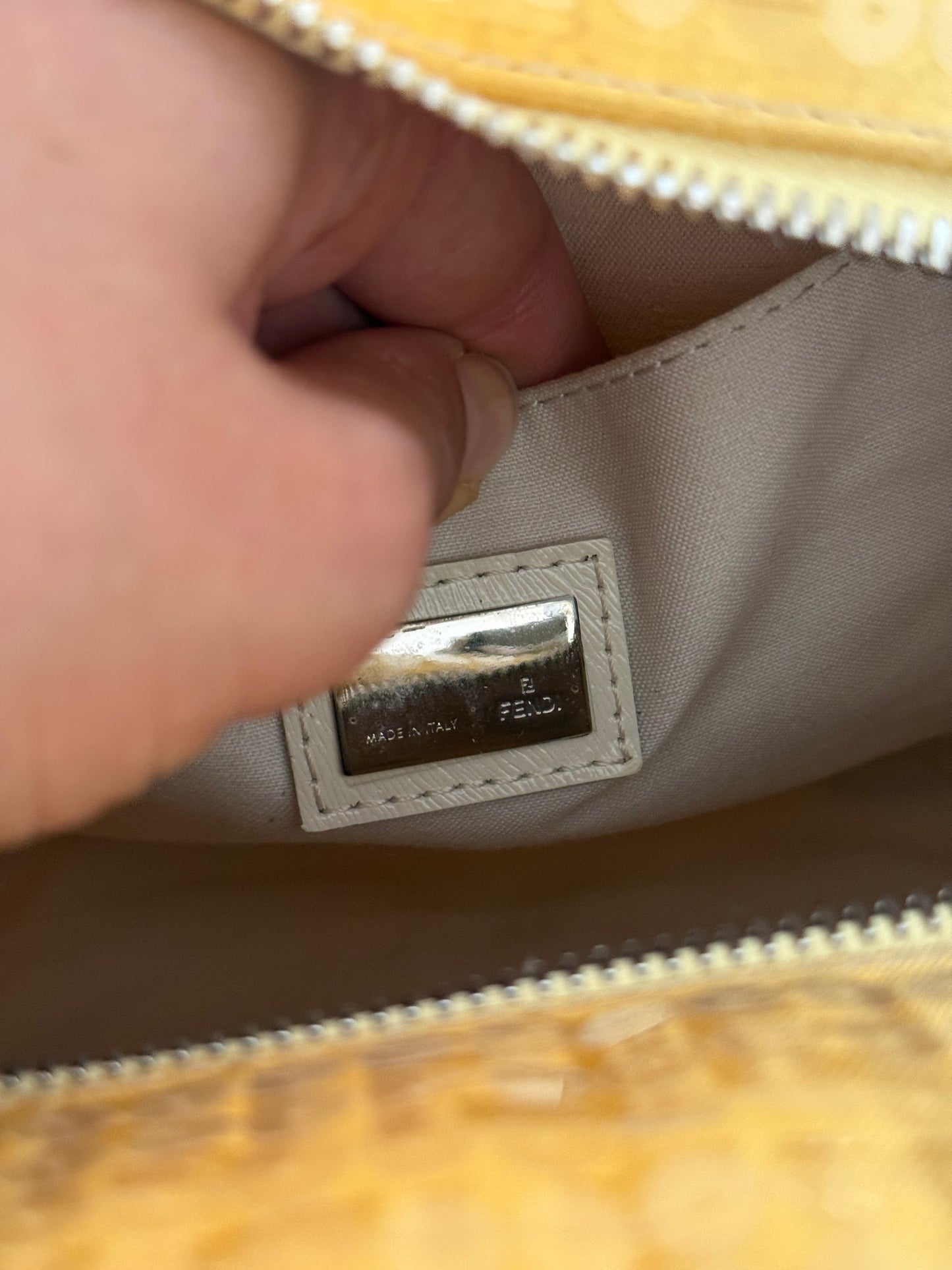 Bauletto Fendi small monogram zucchino paillette giallo