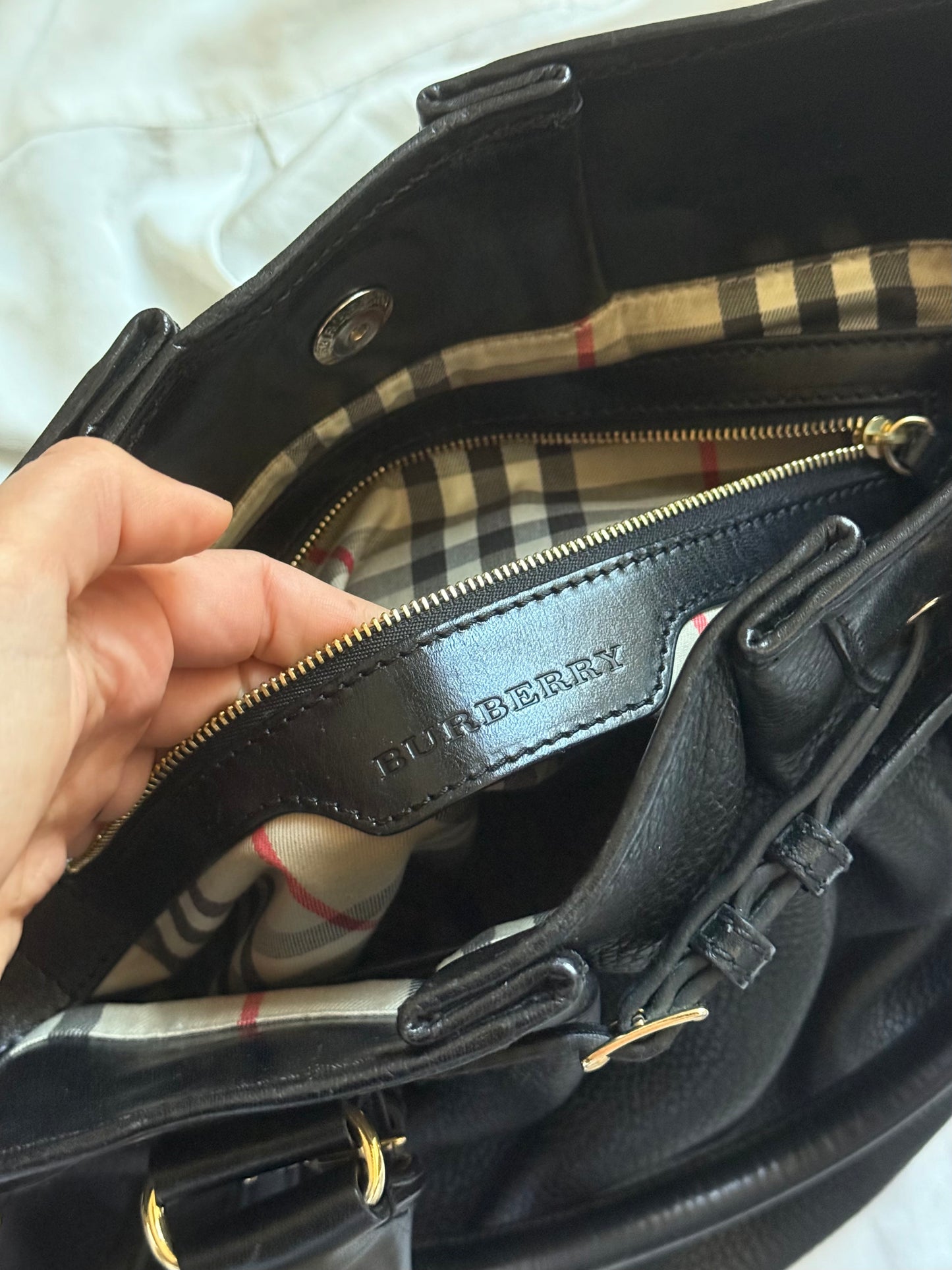 Burberry Bridle Whipstitch black