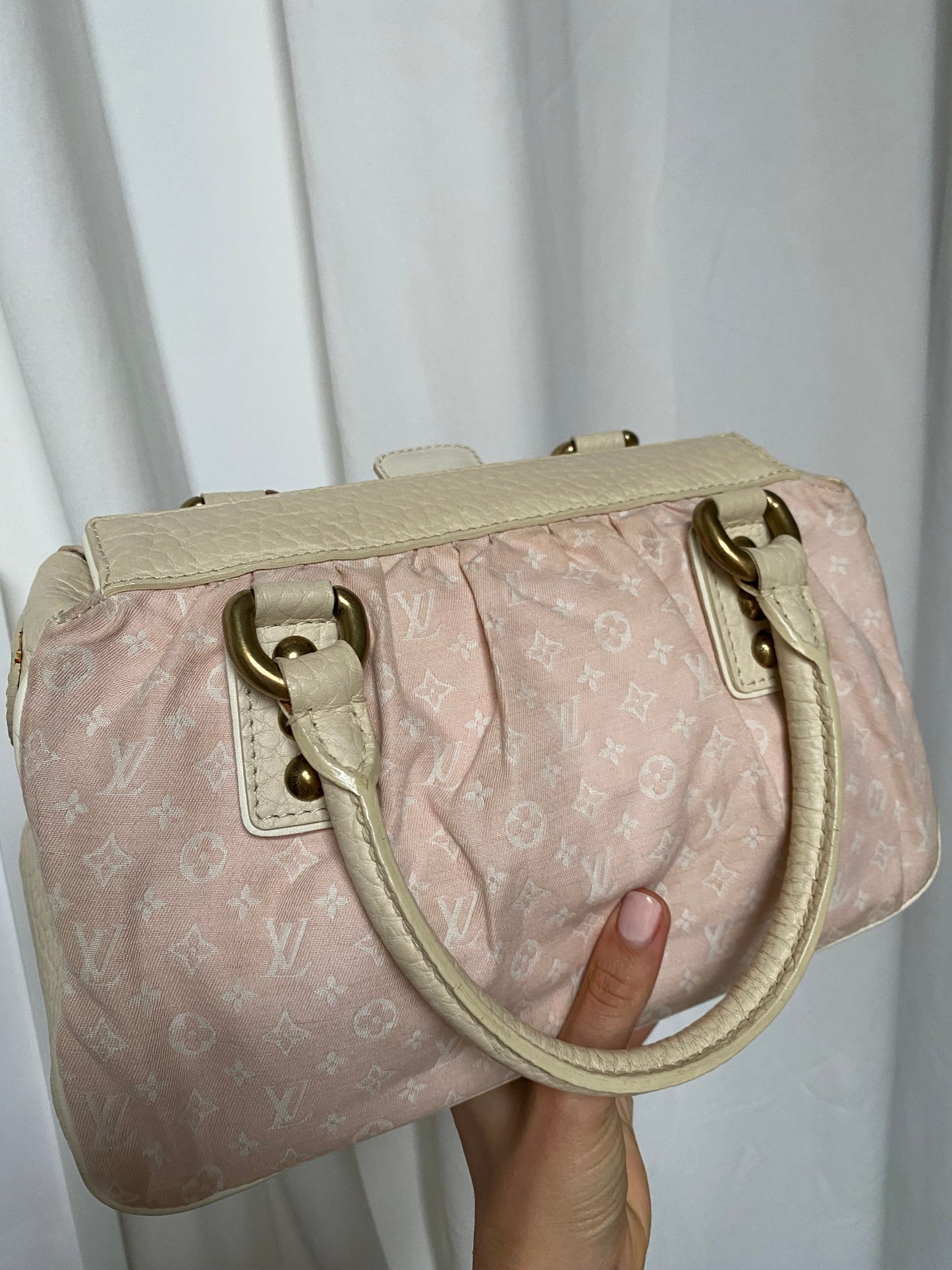 Louis Vuitton Mini Lin Trapeze PM pink denim