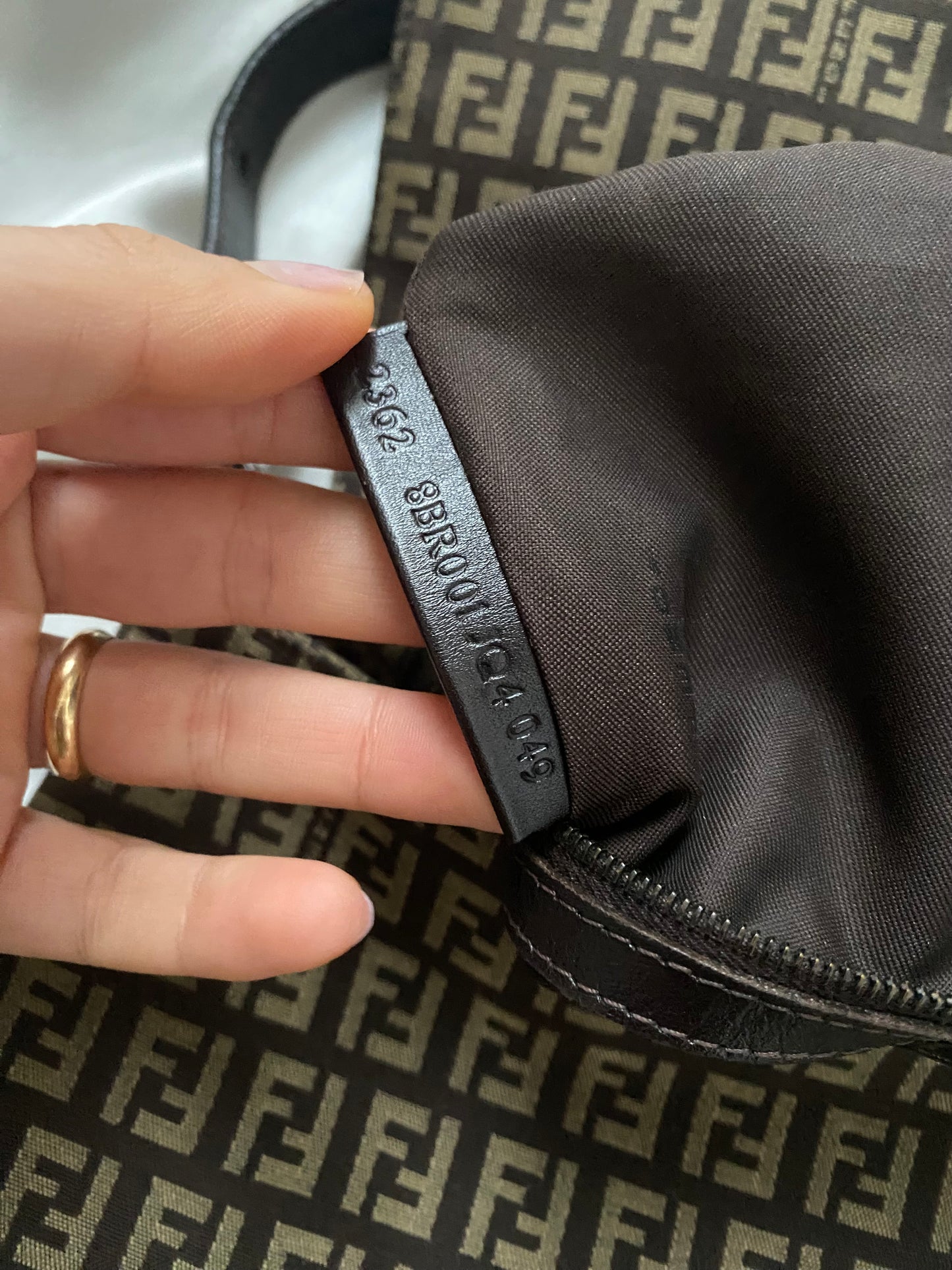 Fendi mom baguette zucchini brown