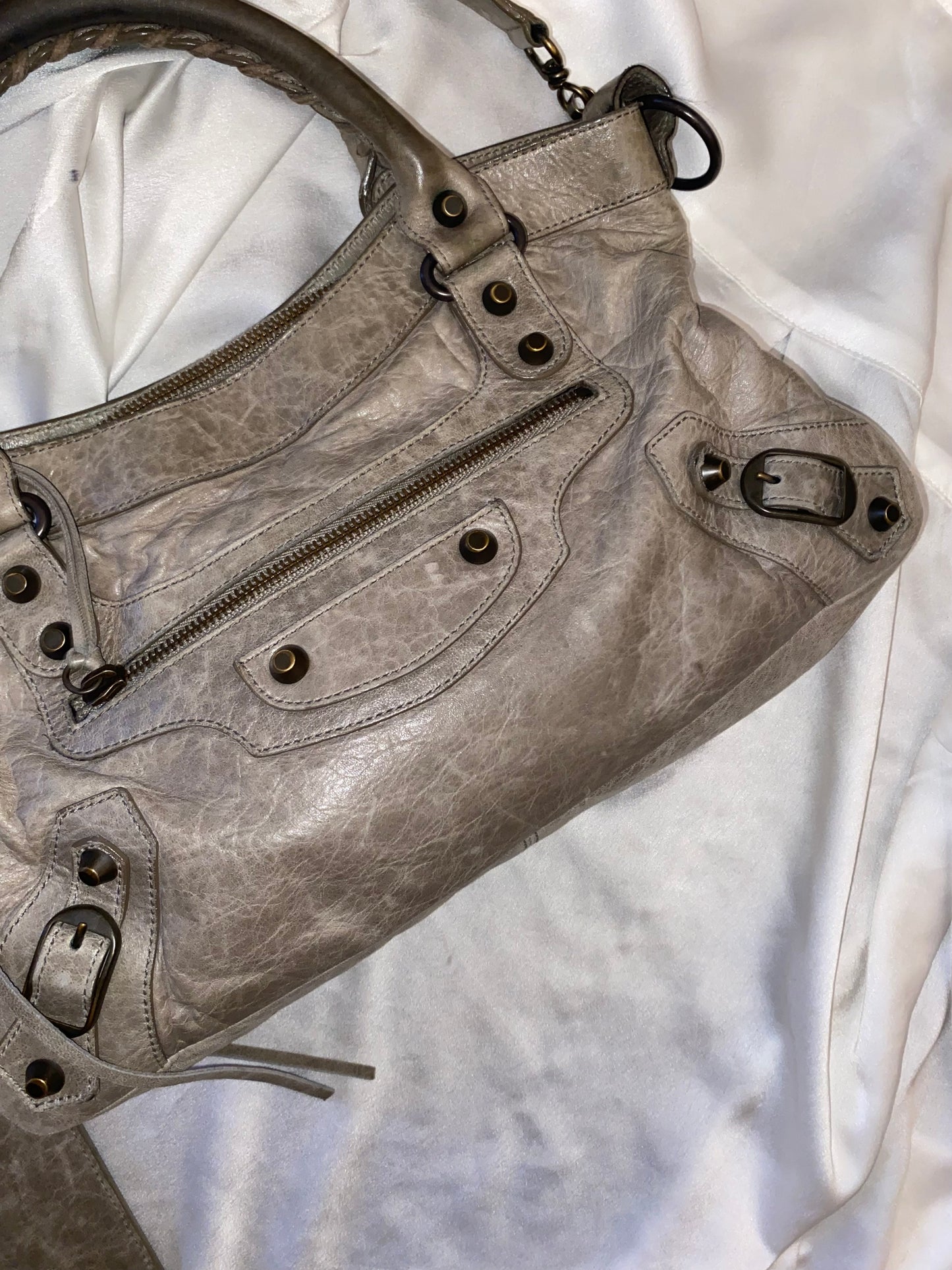 Balenciaga first galet