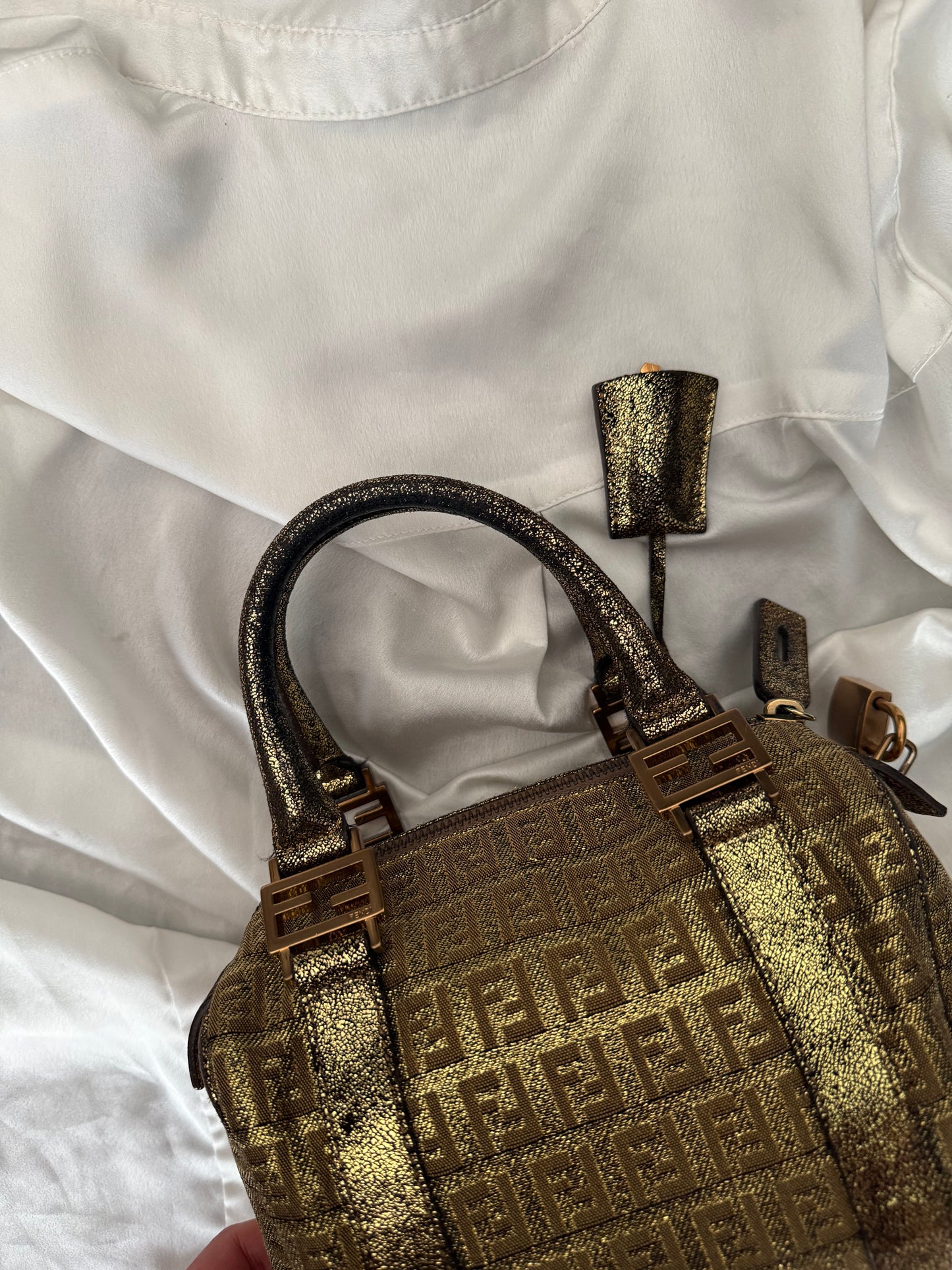 Fendi mini bauletto forever oro brillante