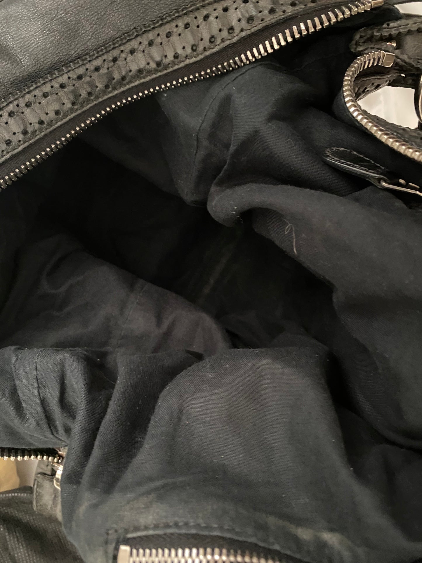 Balenciaga city day black