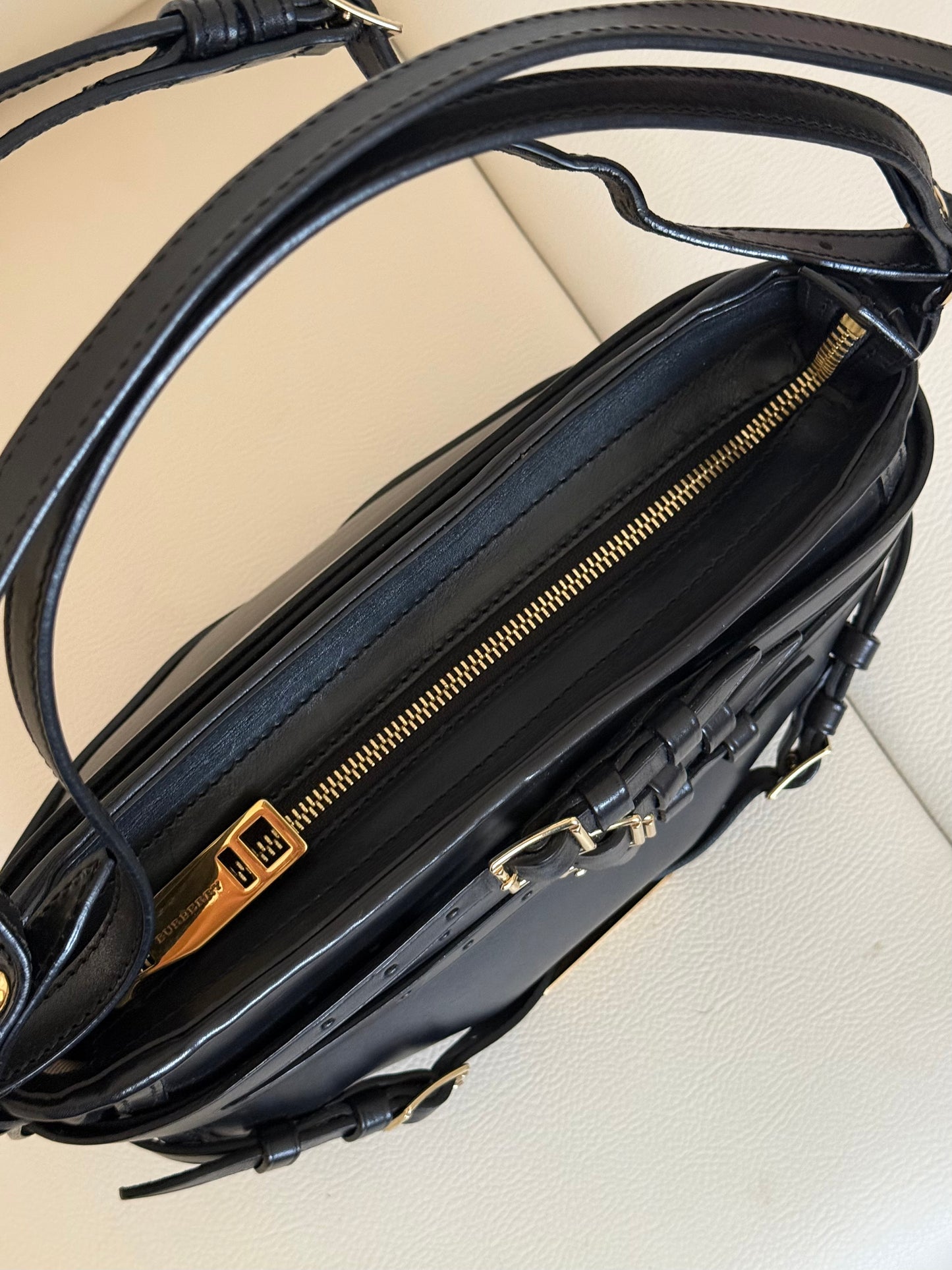 Burberry Dutton Crossbody black