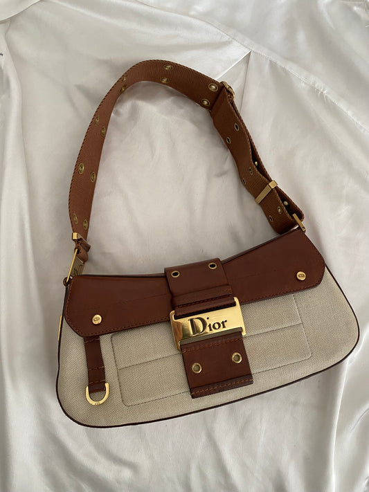 Dior columbus street chic beige