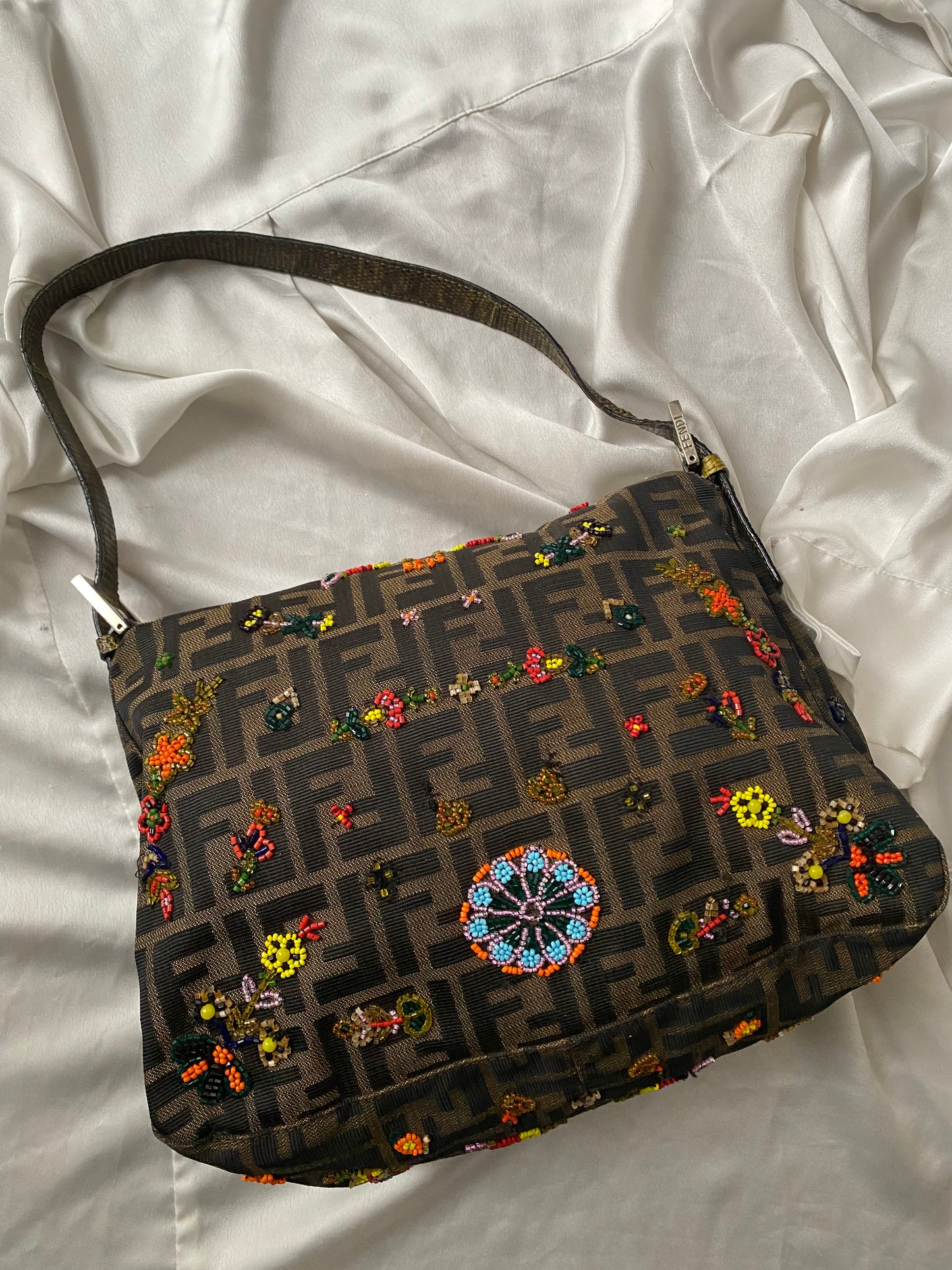 Fendi pumpkin mother with embroidery