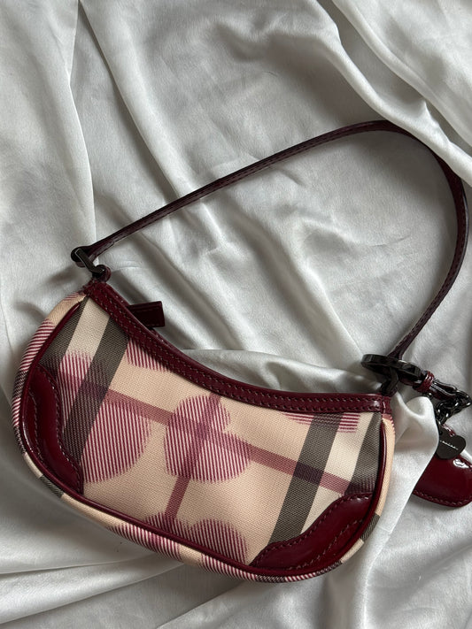 Burberry nova check painted hearts
