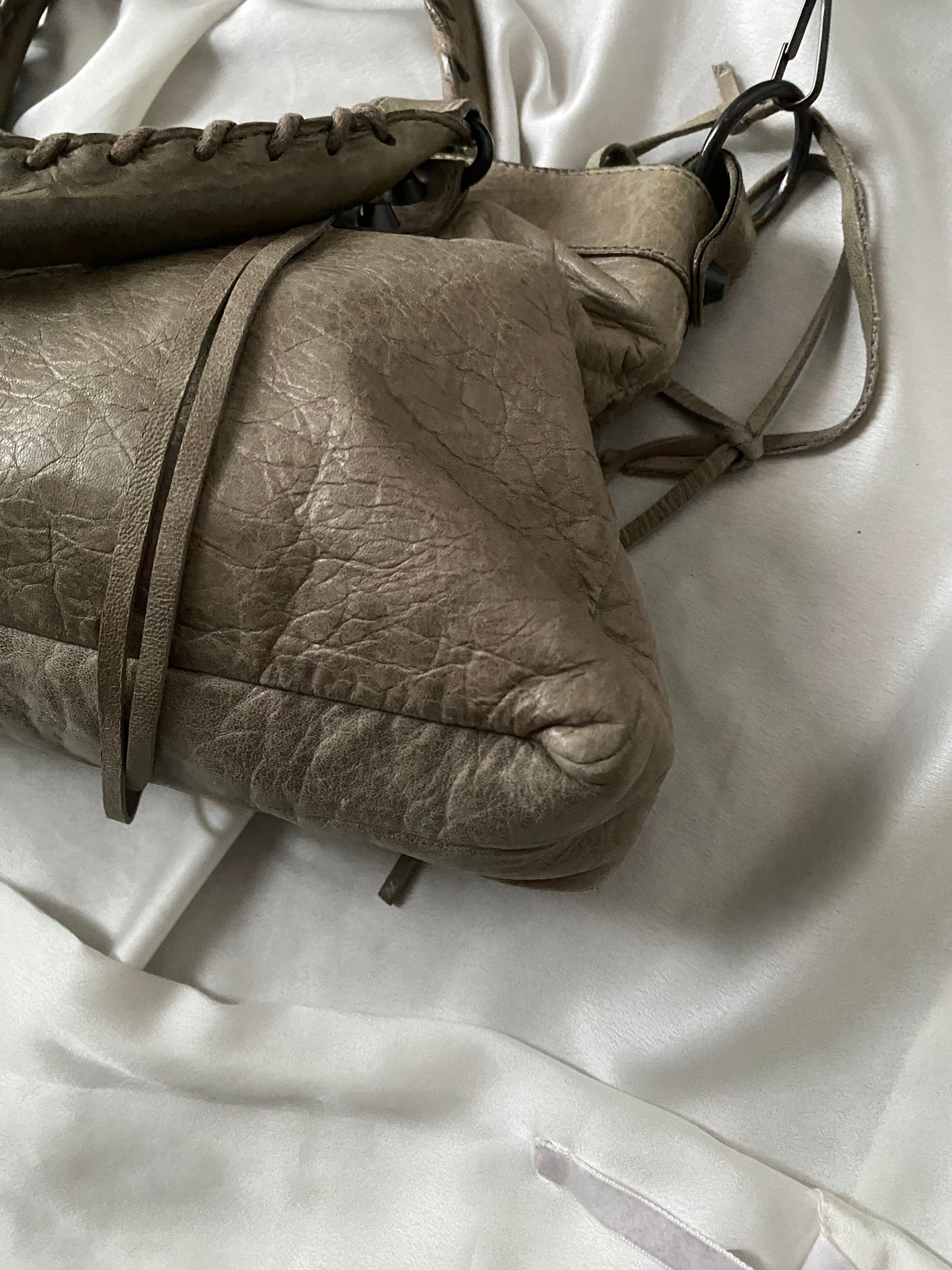 Balenciaga first galet