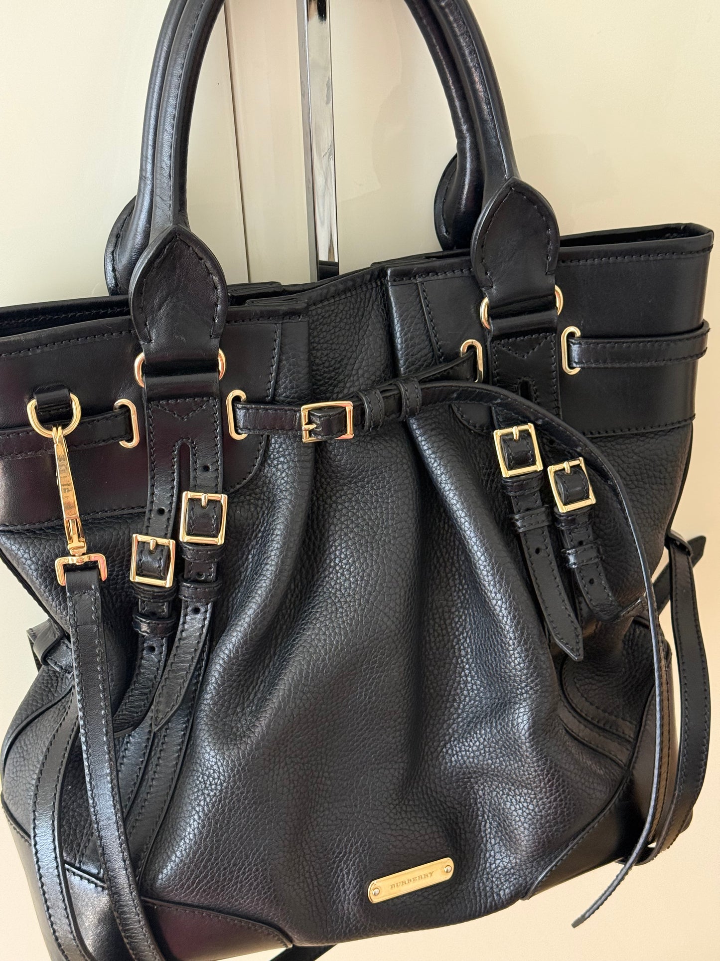 Burberry Bridle Whipstitch black