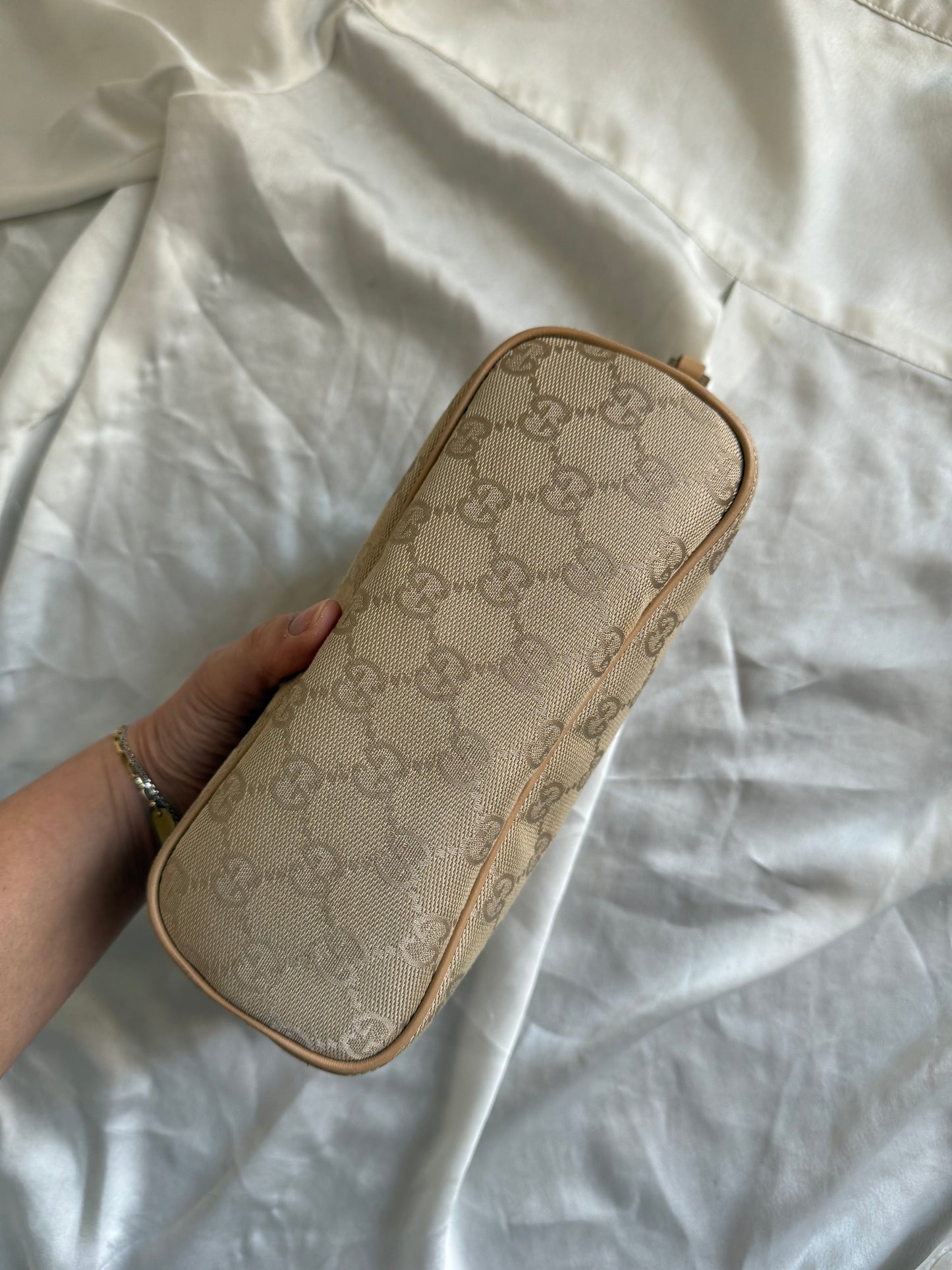 Gucci boat monogram pelle beige chiaro