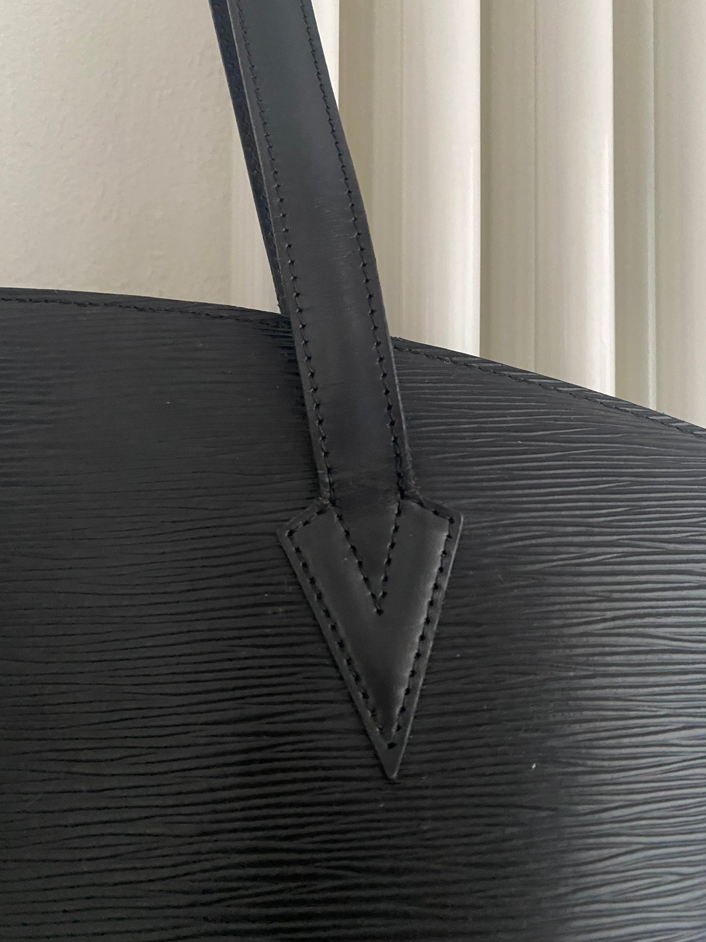 Louis Vuitton Saint Jacques GM EPI leather