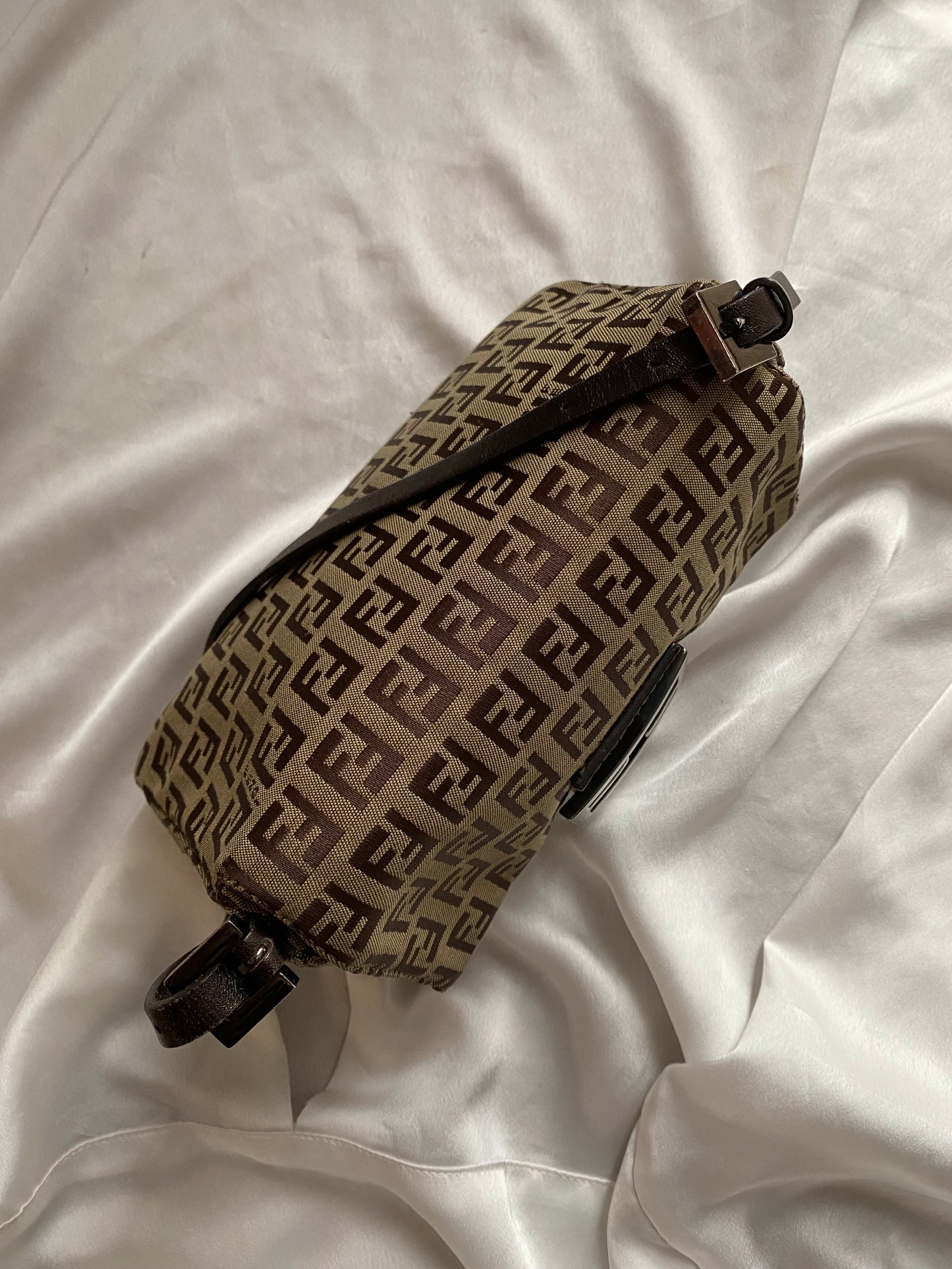 Fendi mini mom monogram beige zucchini
