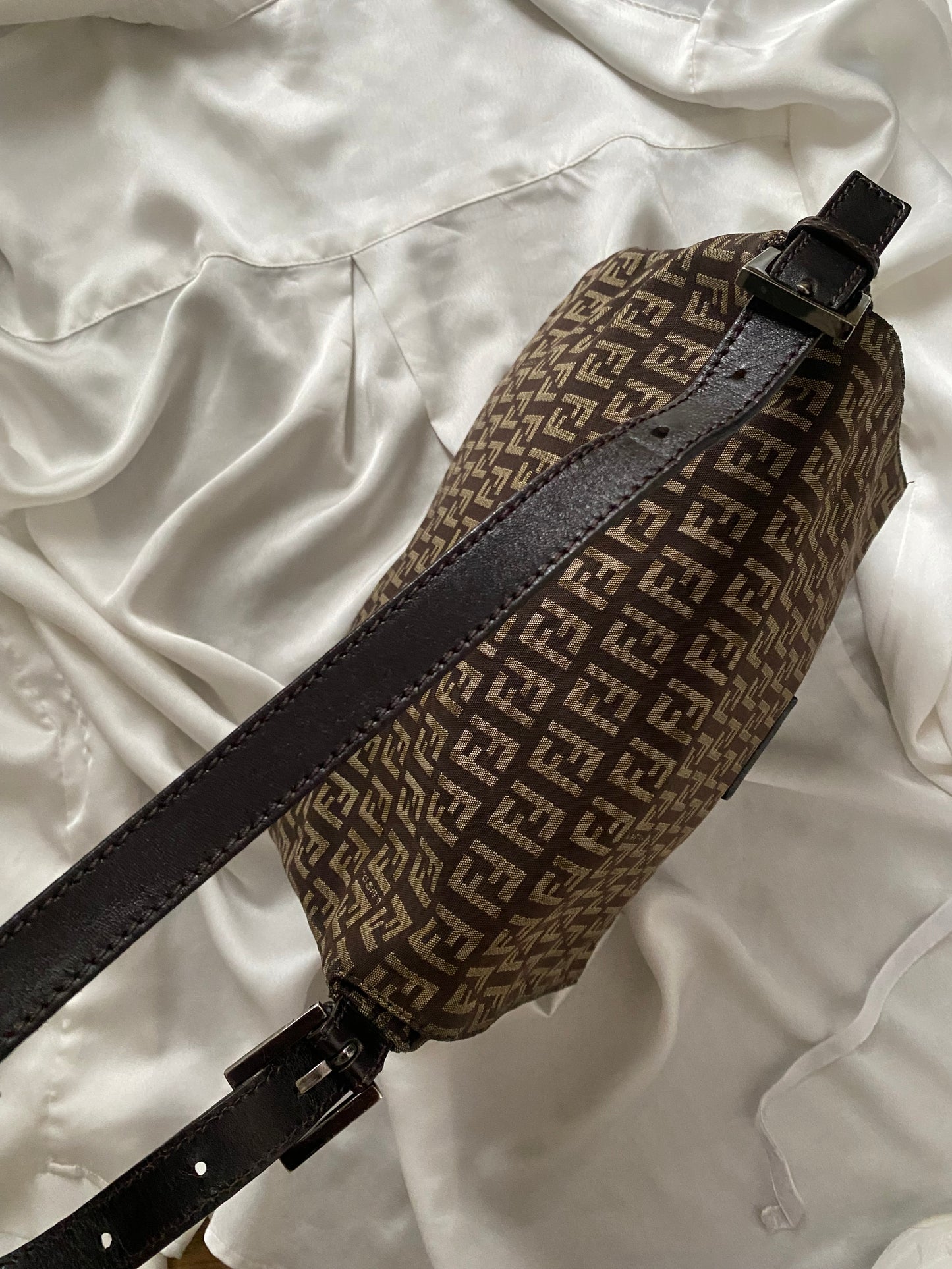 Fendi mom baguette zucchini brown