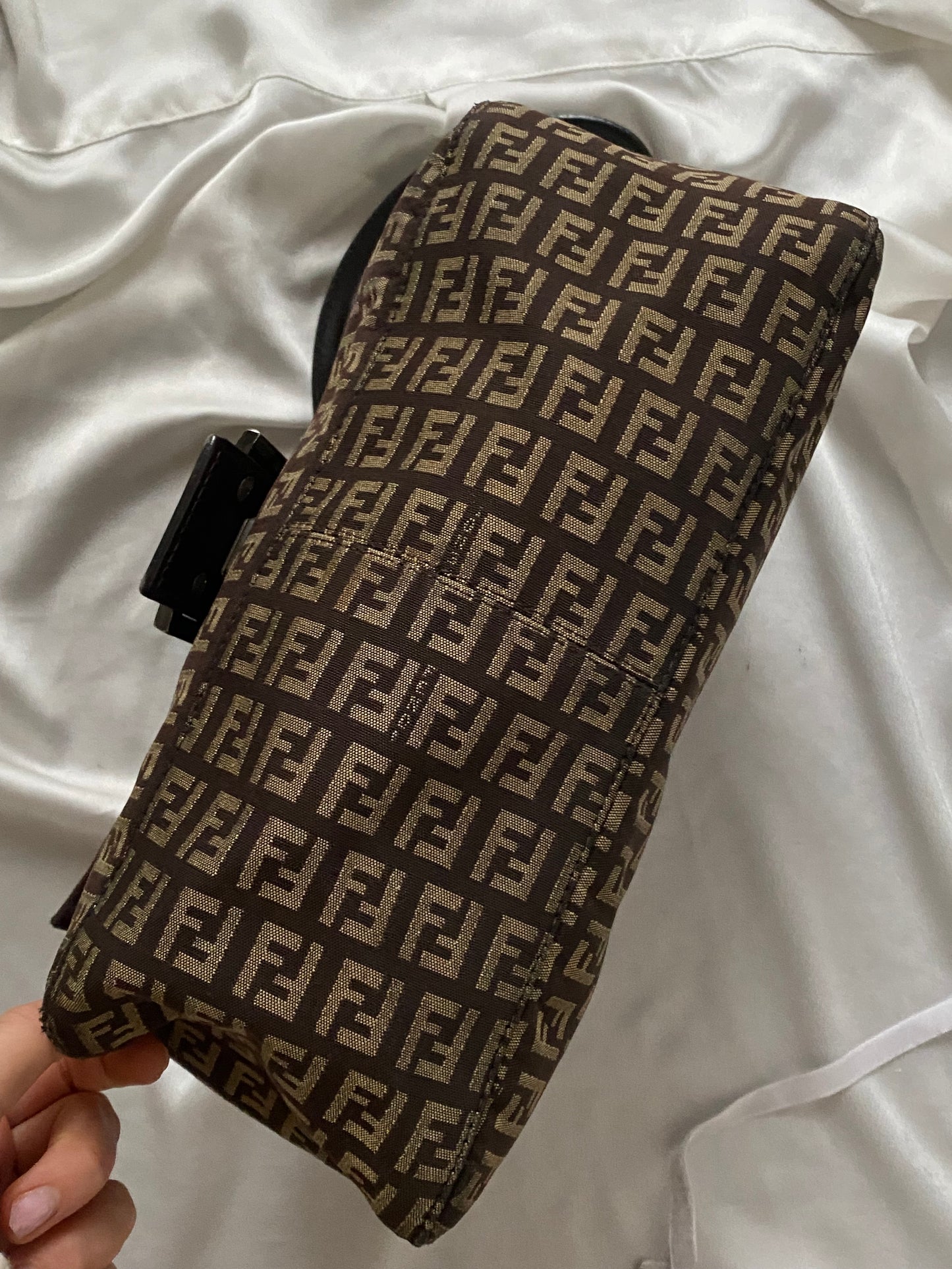 Fendi mom baguette zucchini brown
