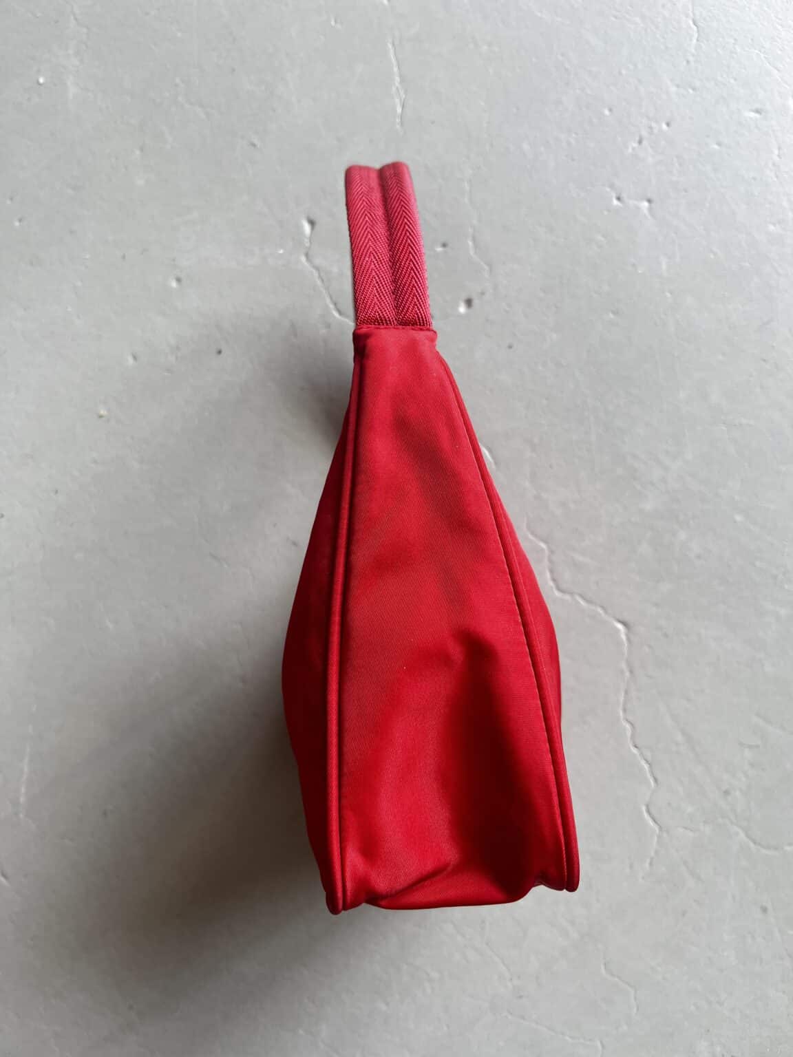 Prada mini hobo edition 2000 cherry