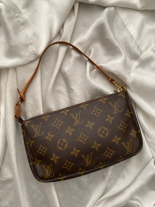 Louis Vuitton monogram honey clutch accessoire