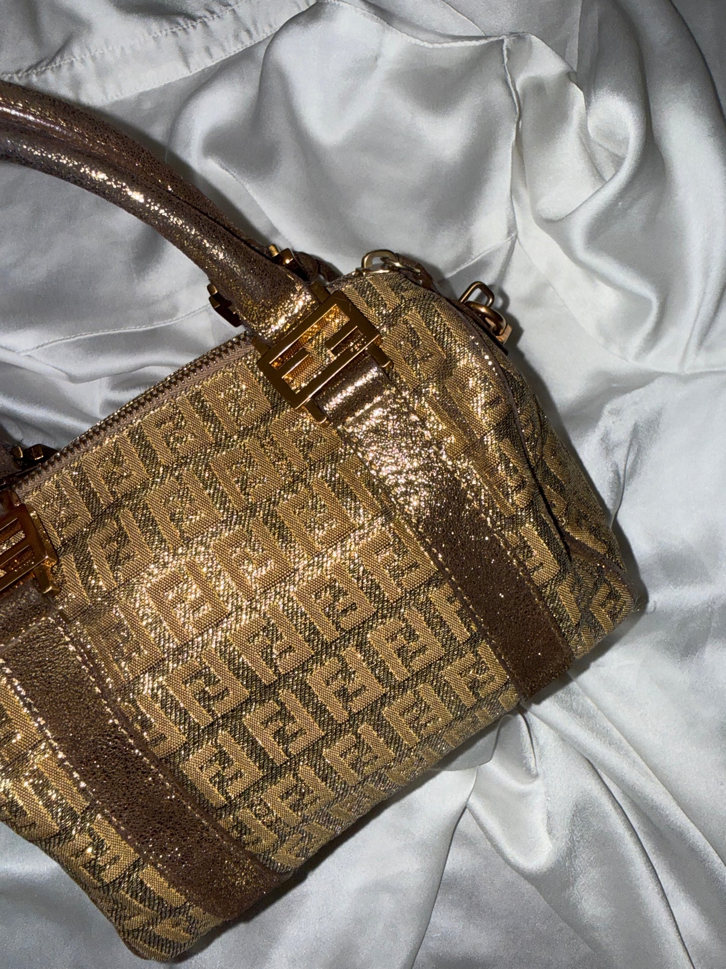 Fendi mini bauletto forever oro brillante