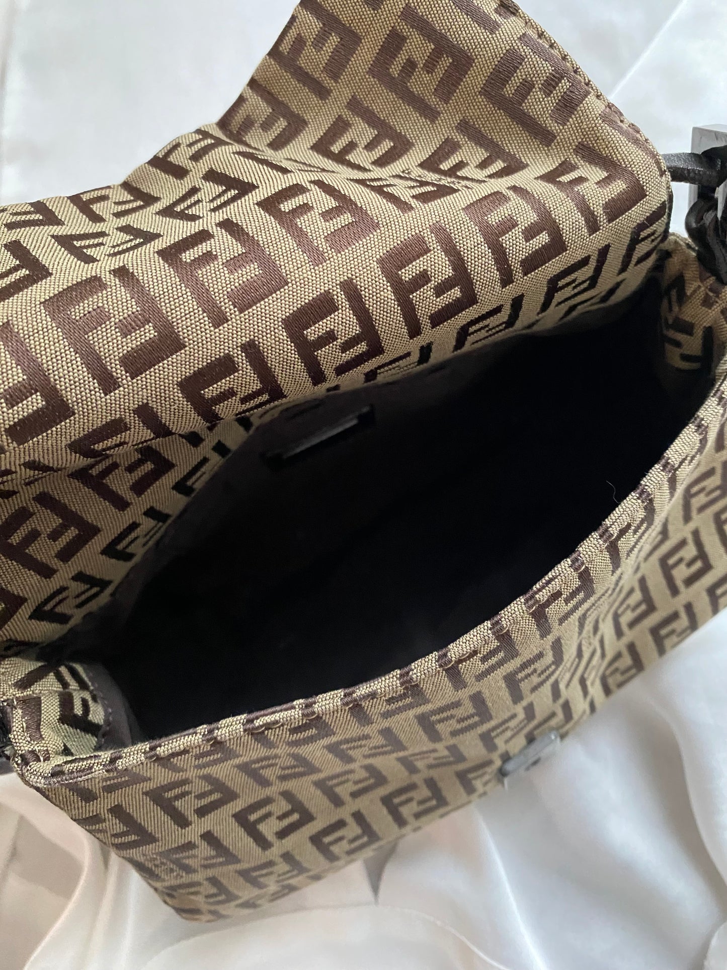 Fendi mini mom monogram beige zucchini