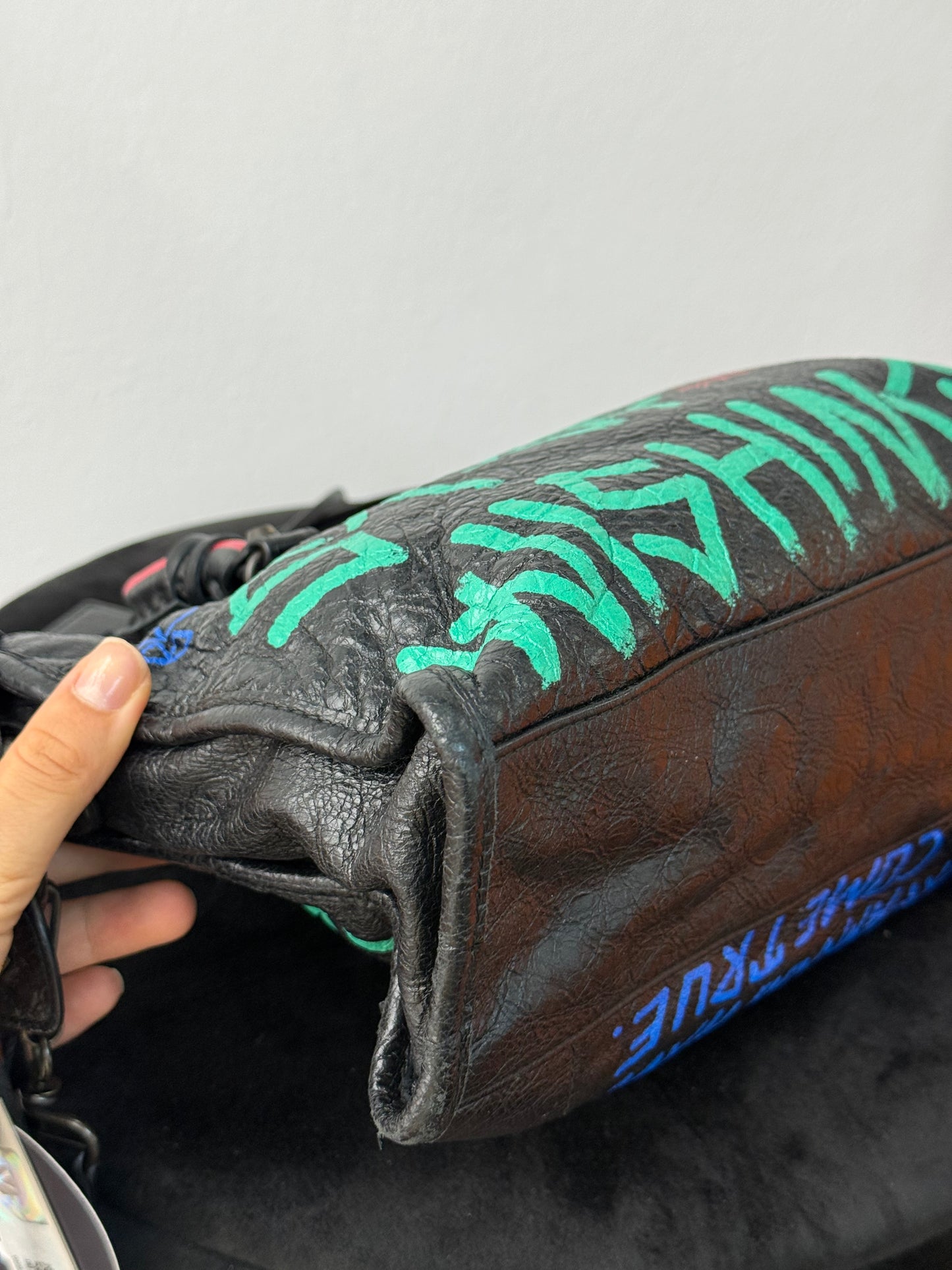 Balenciaga city graffiti small f/w 2018