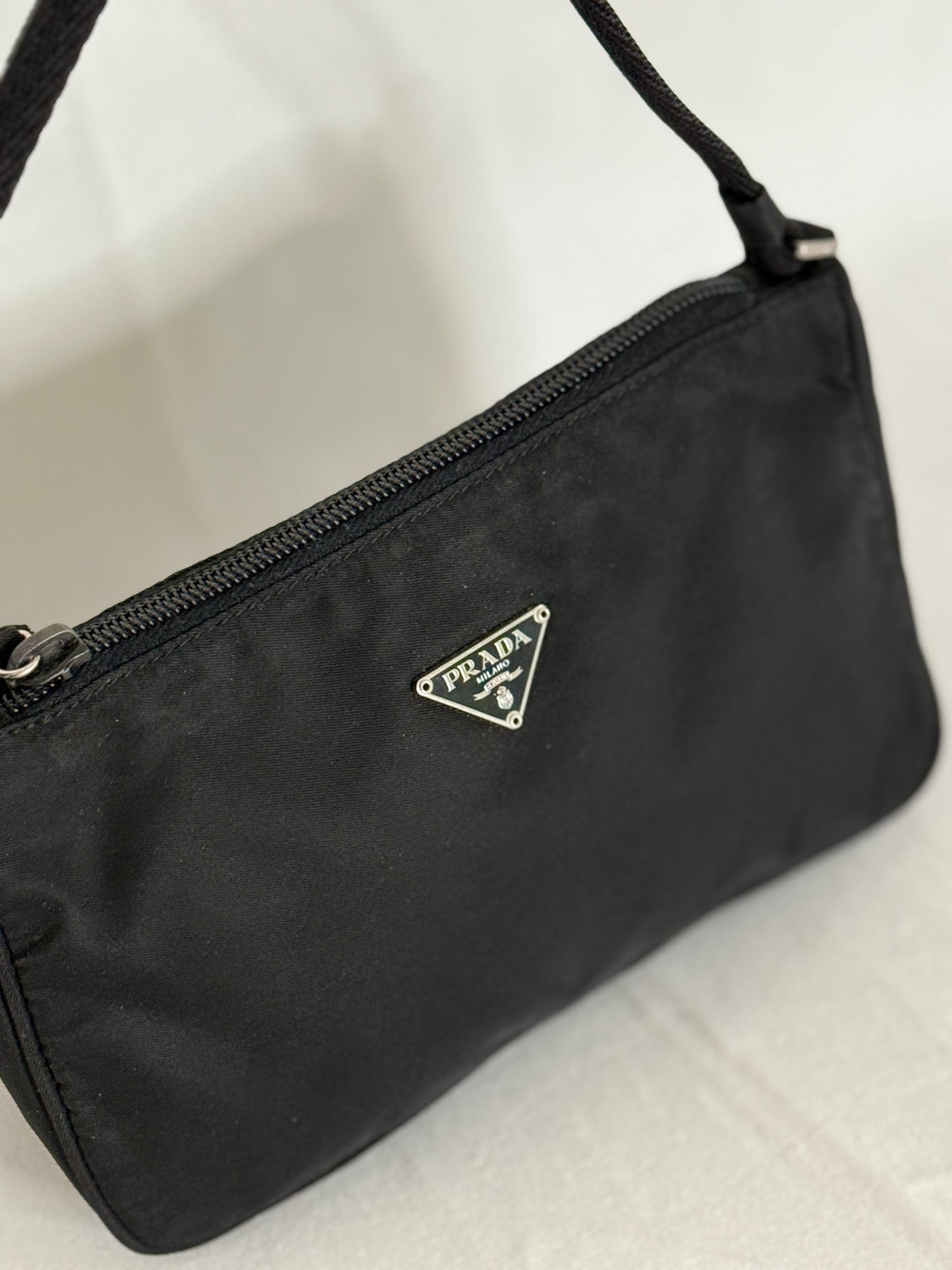 Prada hobo 2002 black