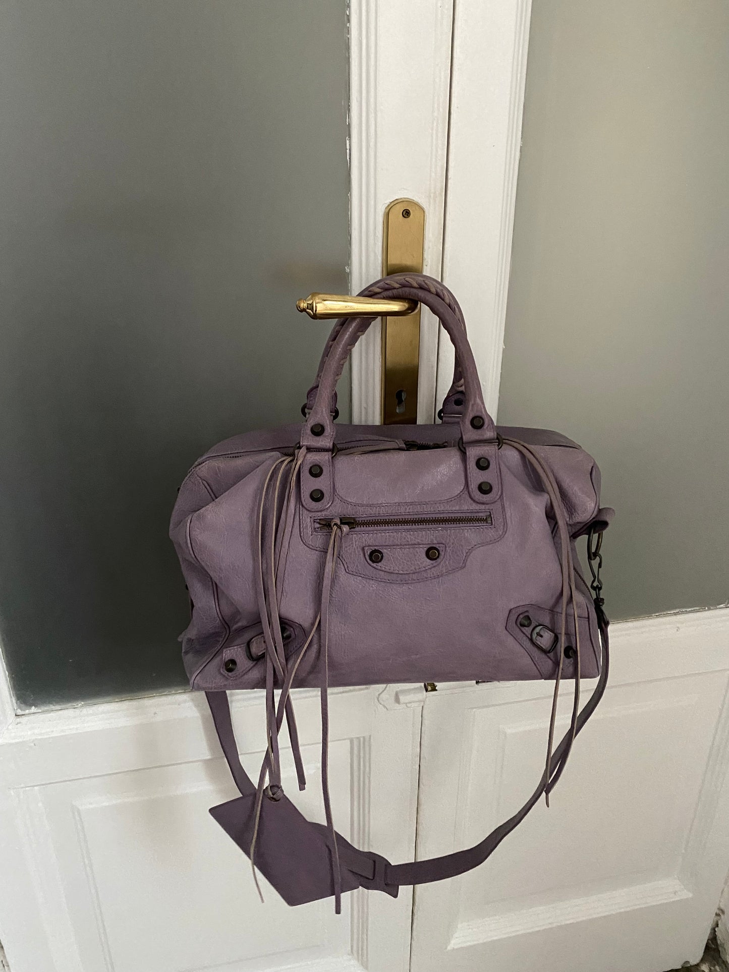 Balenciaga Polly glycine