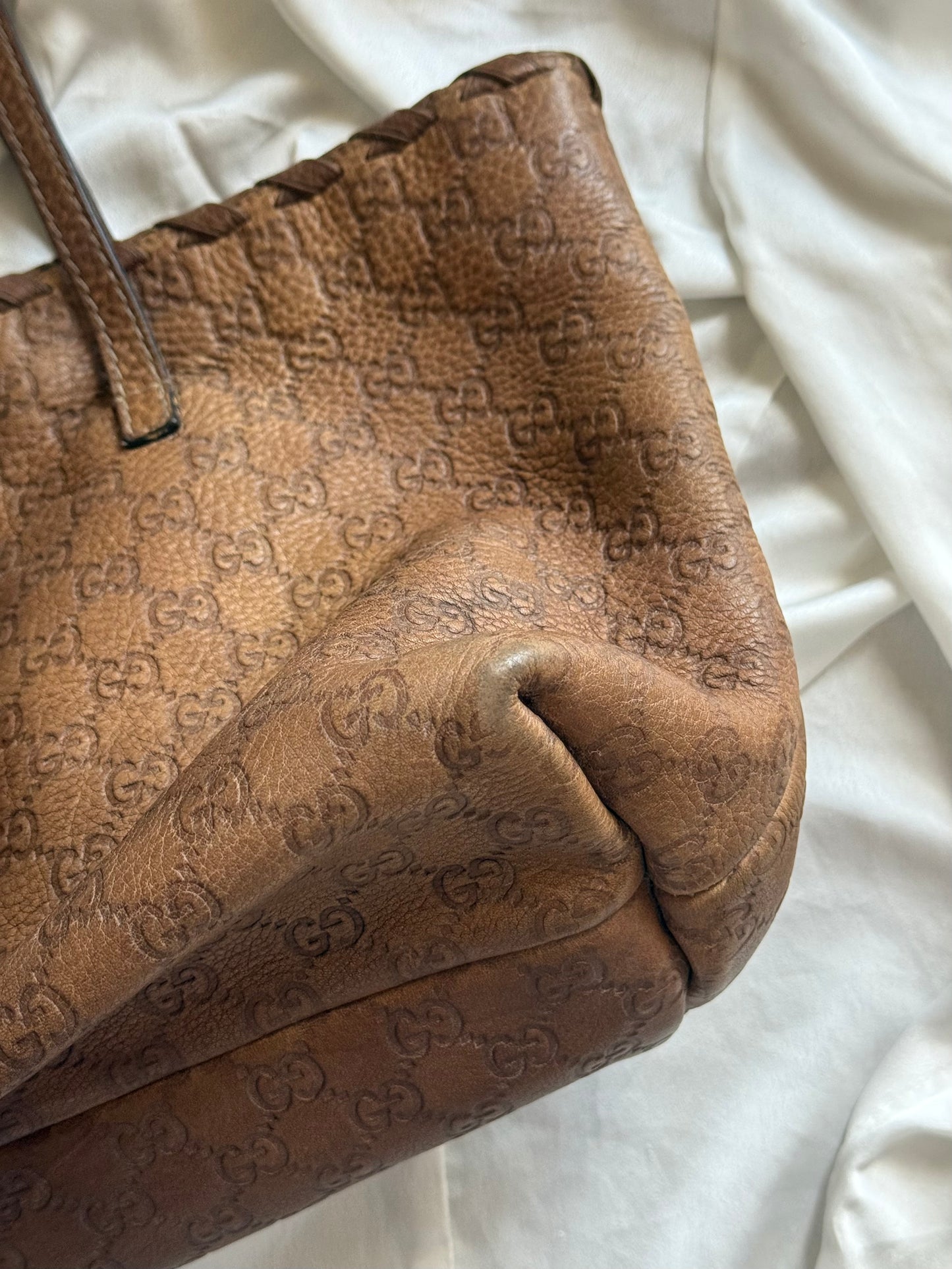 Gucci tassel tote bamboo brown