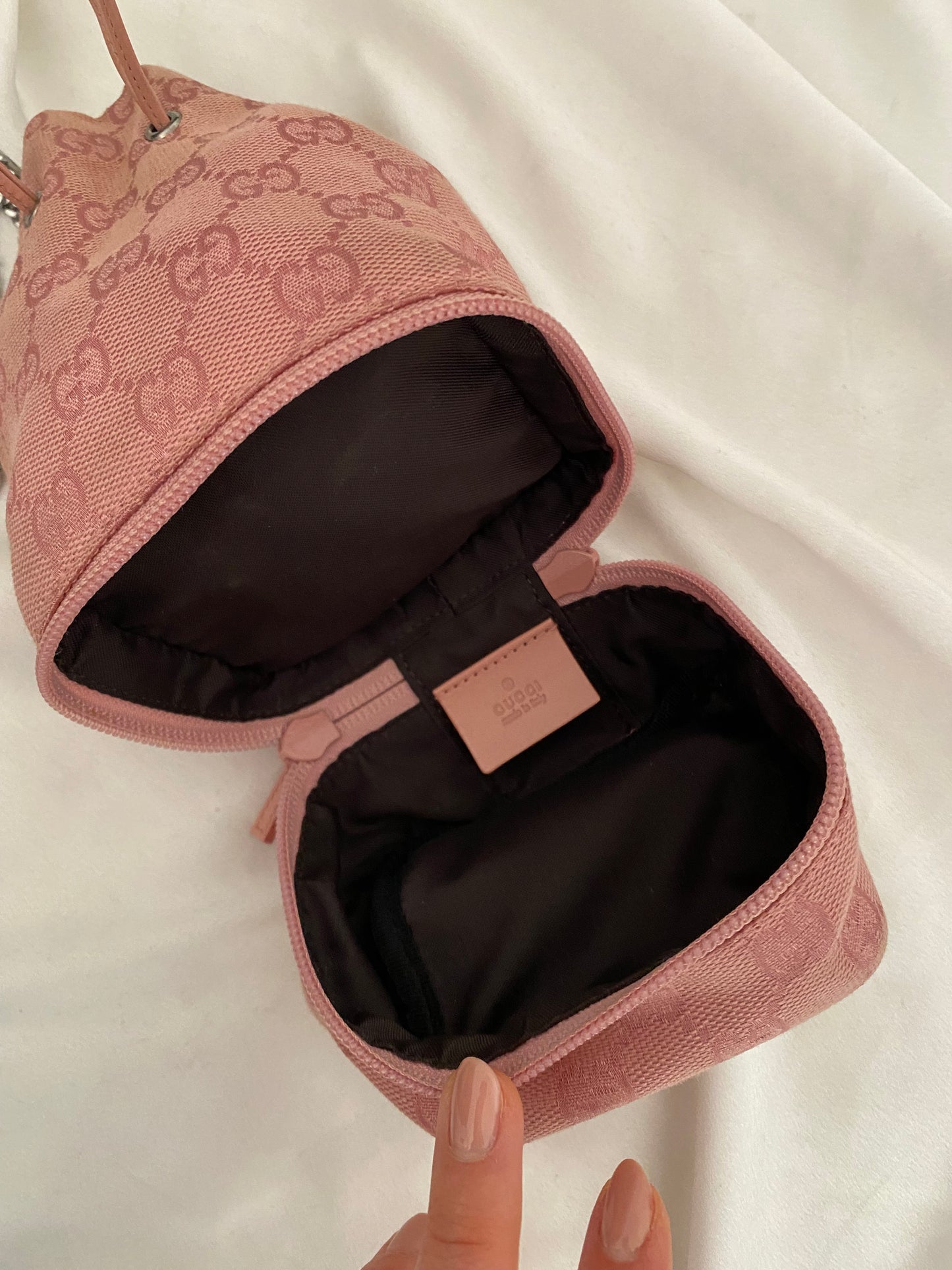 Gucci mini pink monogram bucket bag