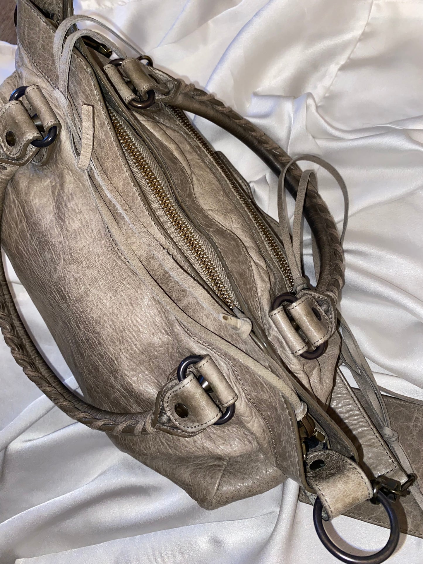 Balenciaga first galet