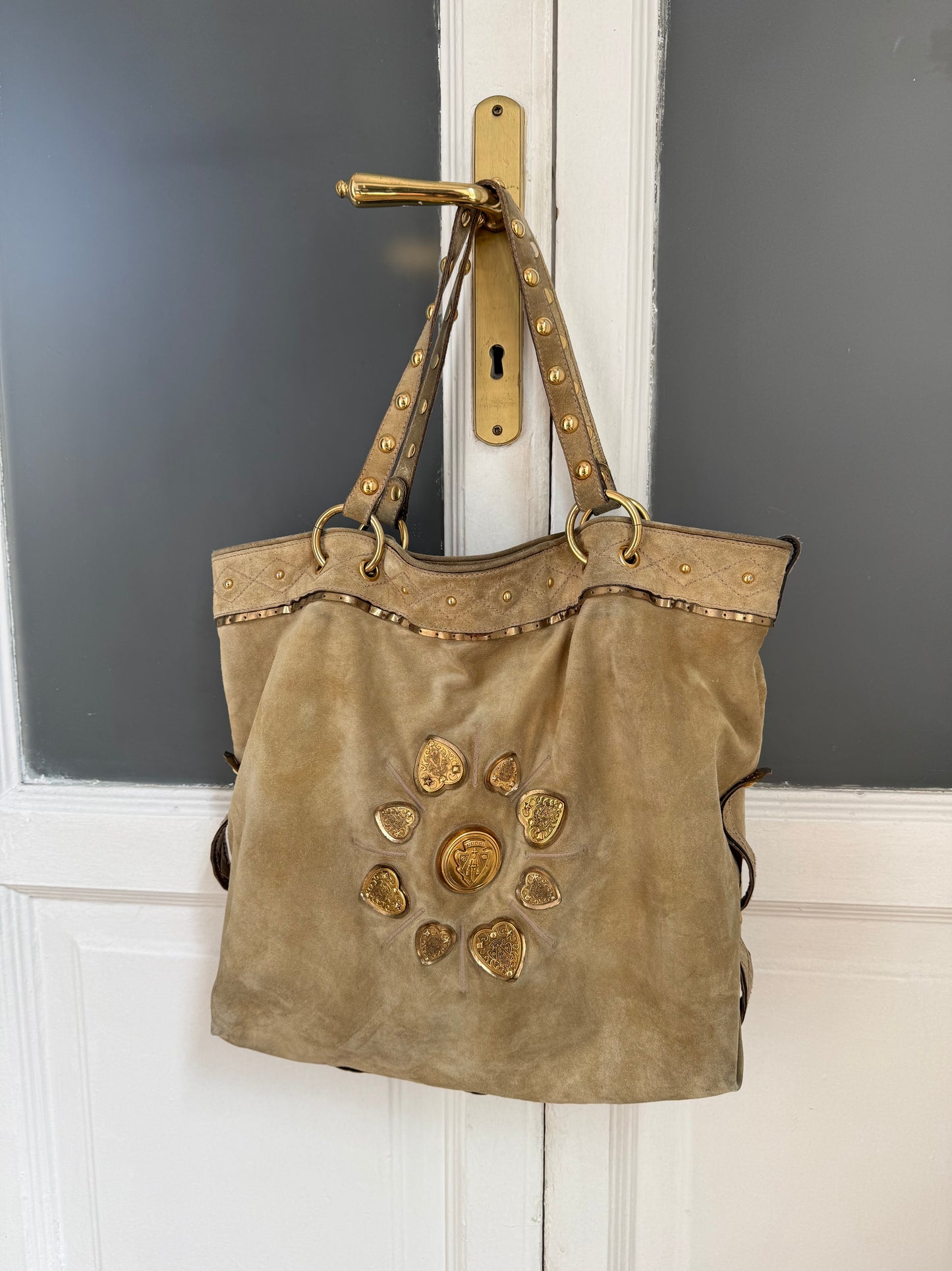 Gucci Irina tote in camoscio beige