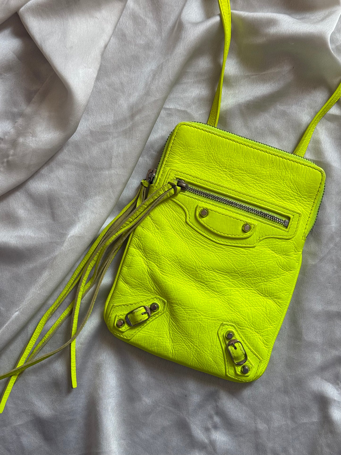 Balenciaga phone holder fw 2016 neon