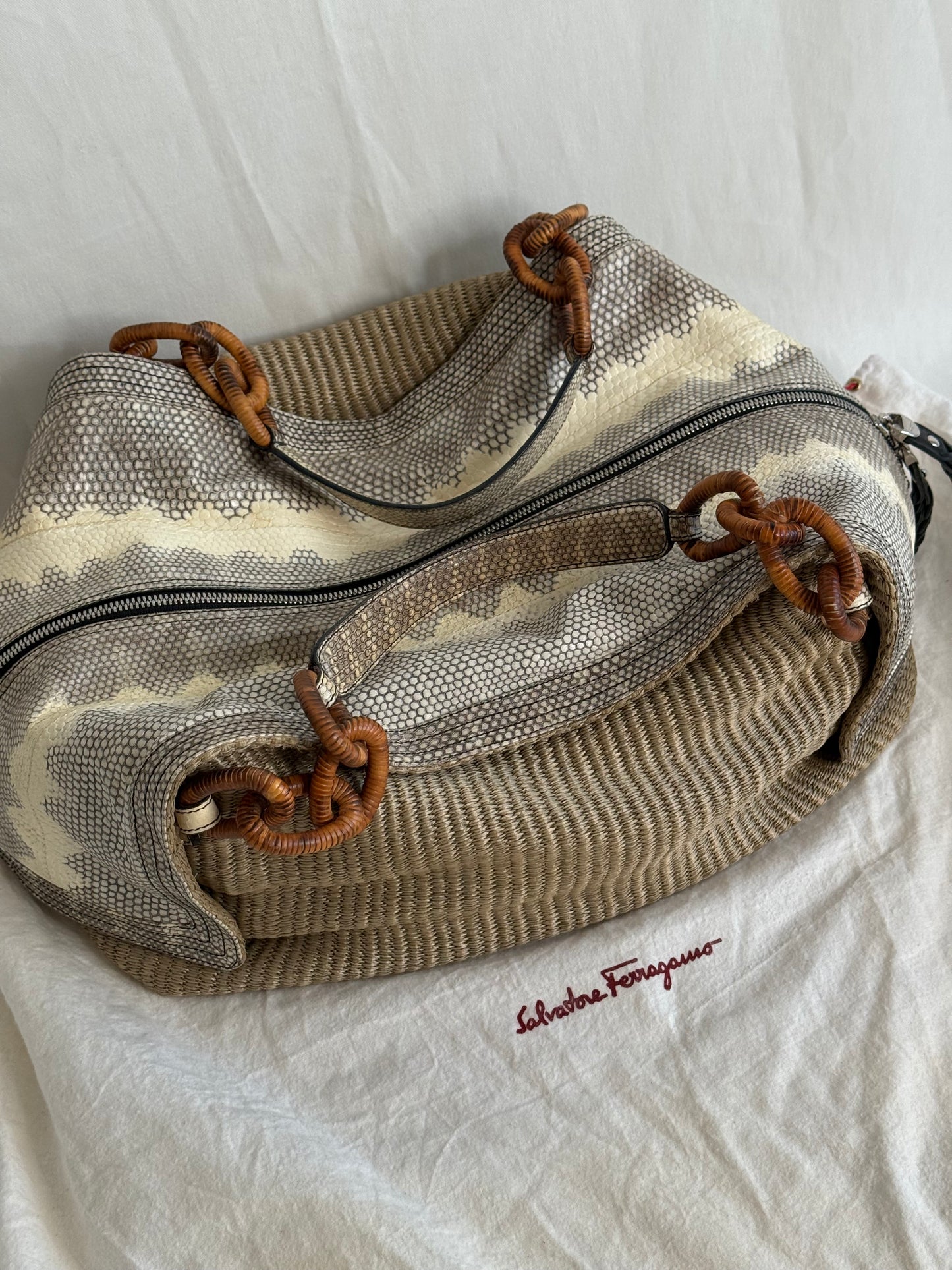 Salvatore Ferragamo rafia e pitone