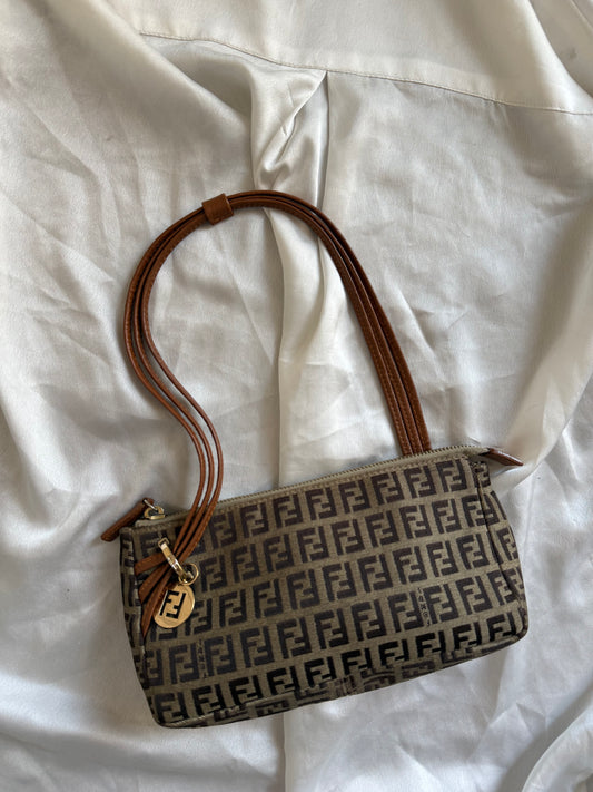 Fendi pochette gold charm manico pelle