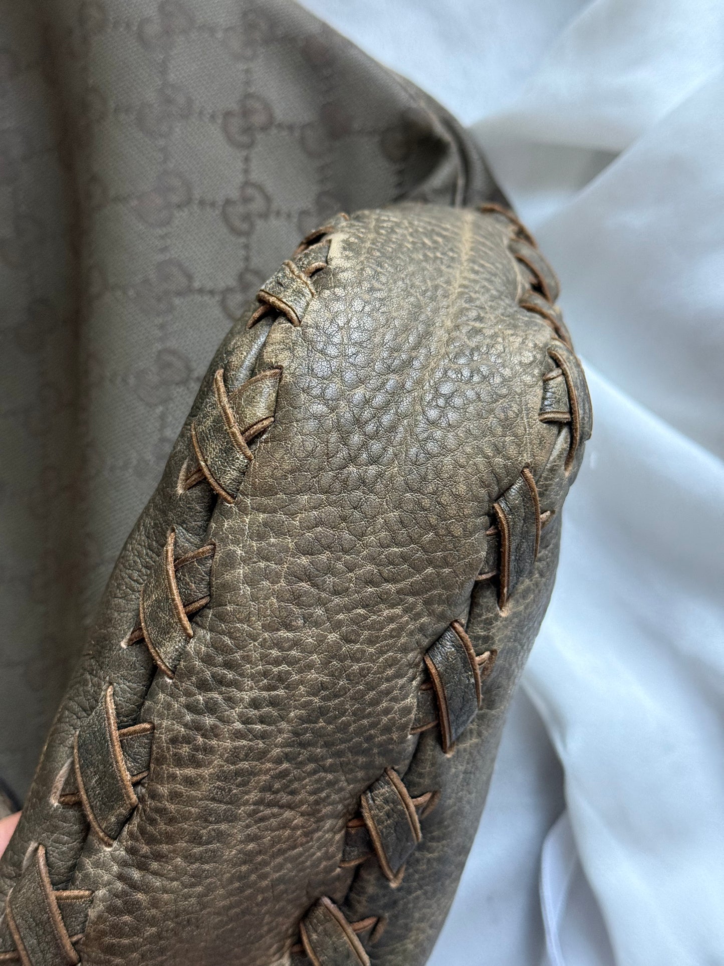 Gucci new Jackie hobo era Frida Giannini monogram khaki