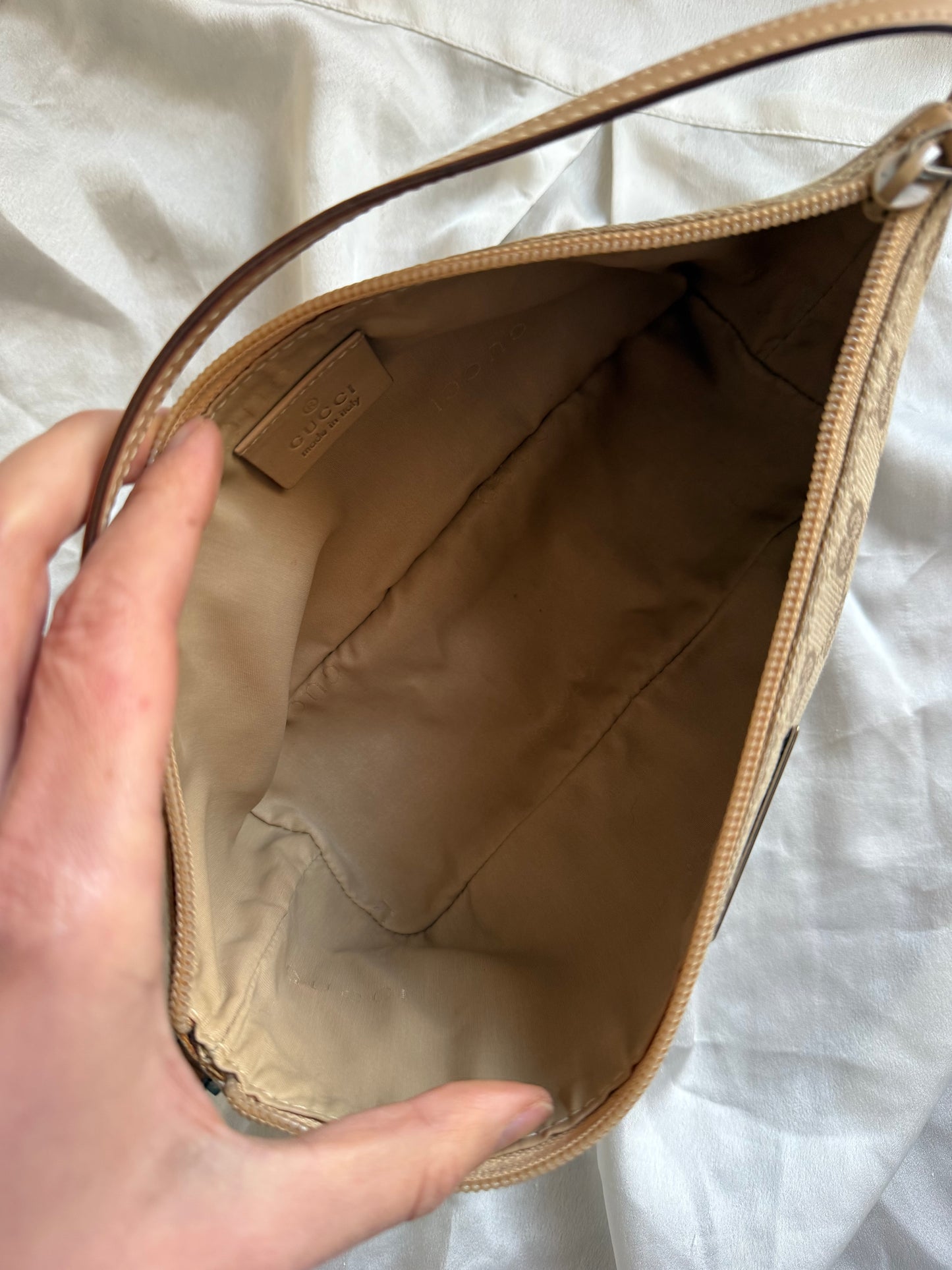 Gucci boat monogram pelle beige chiaro