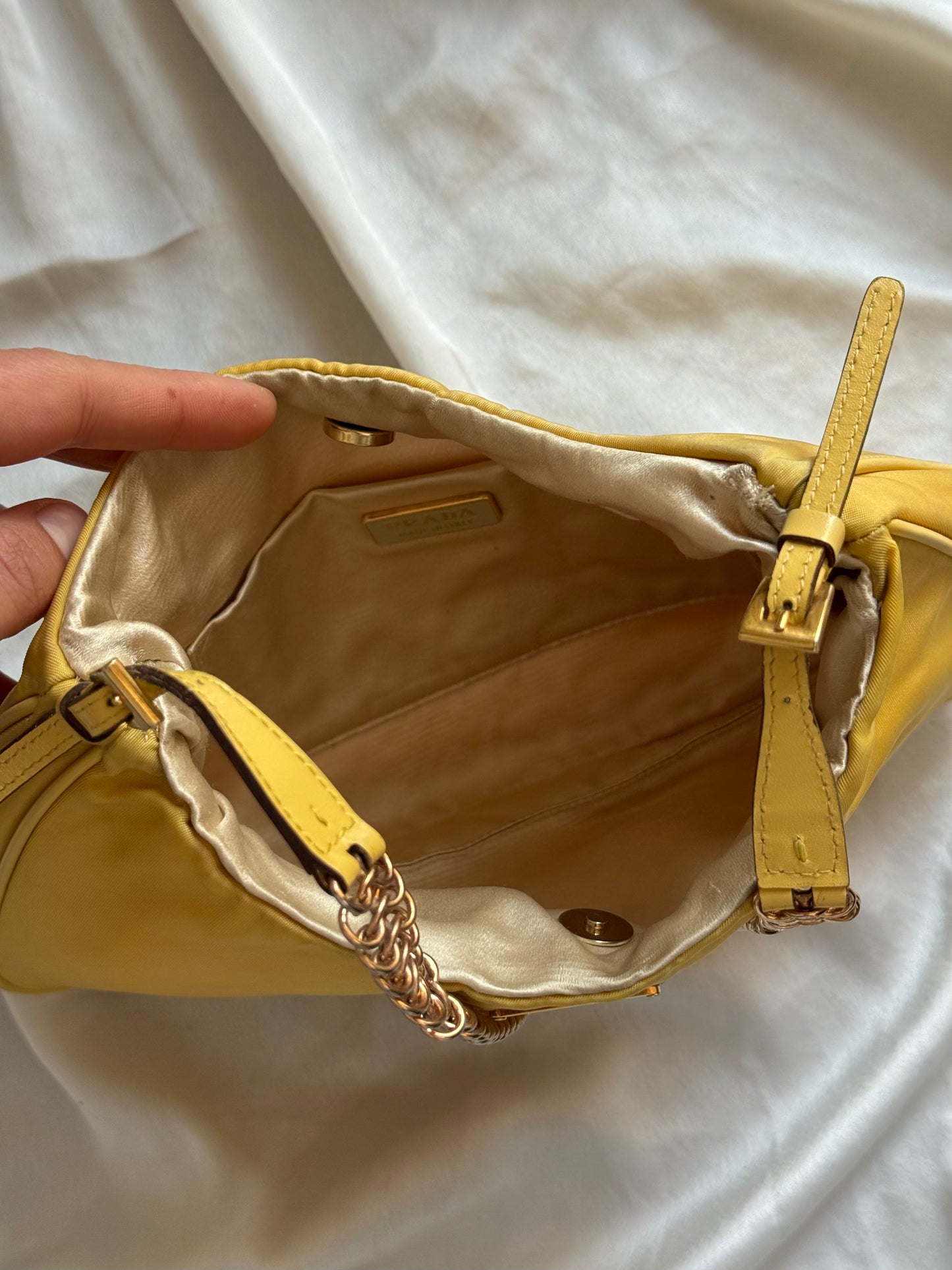 Prada hobo cleo vintage sole