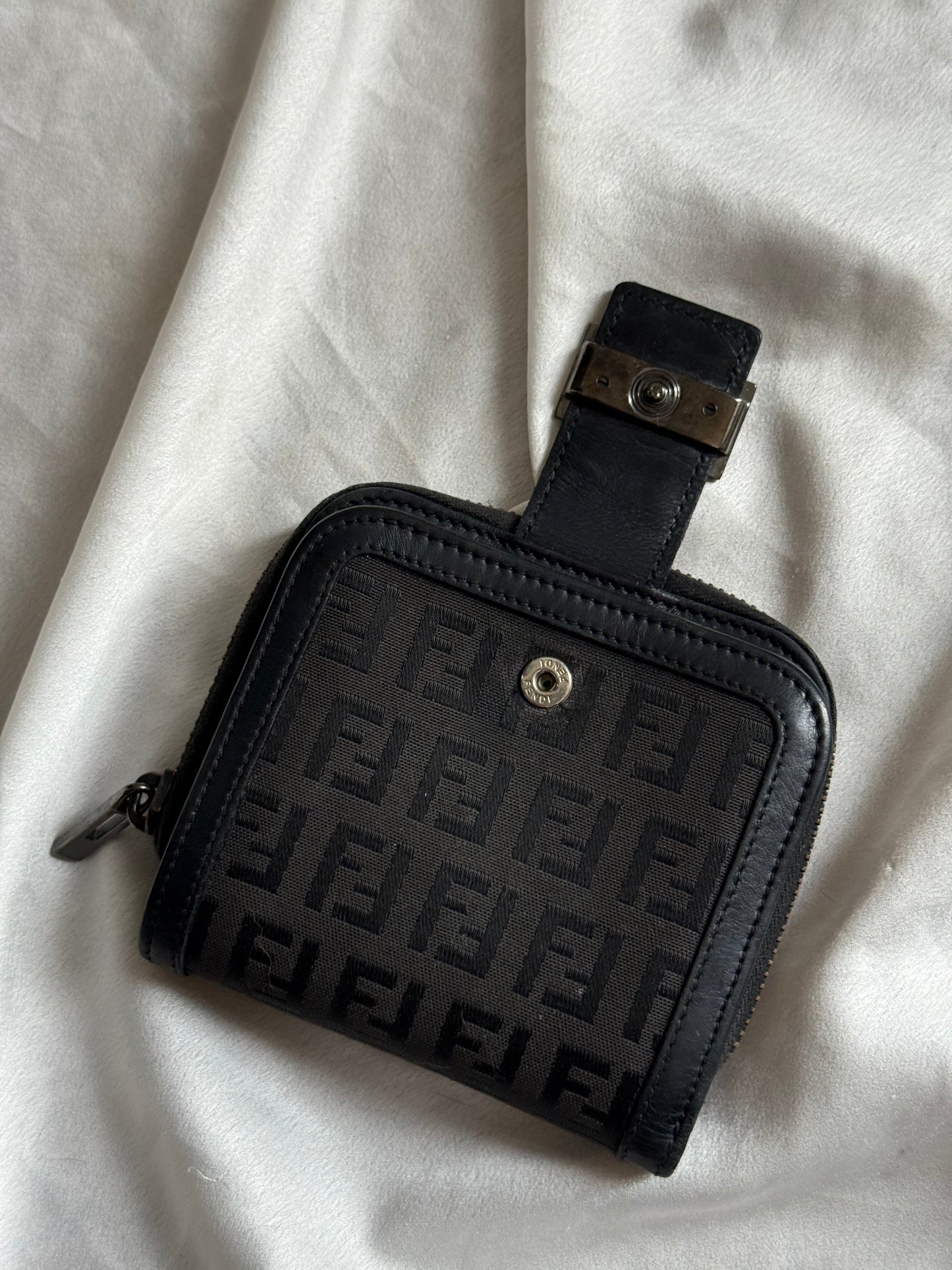 Fendi portafoglio zucchino small rounded