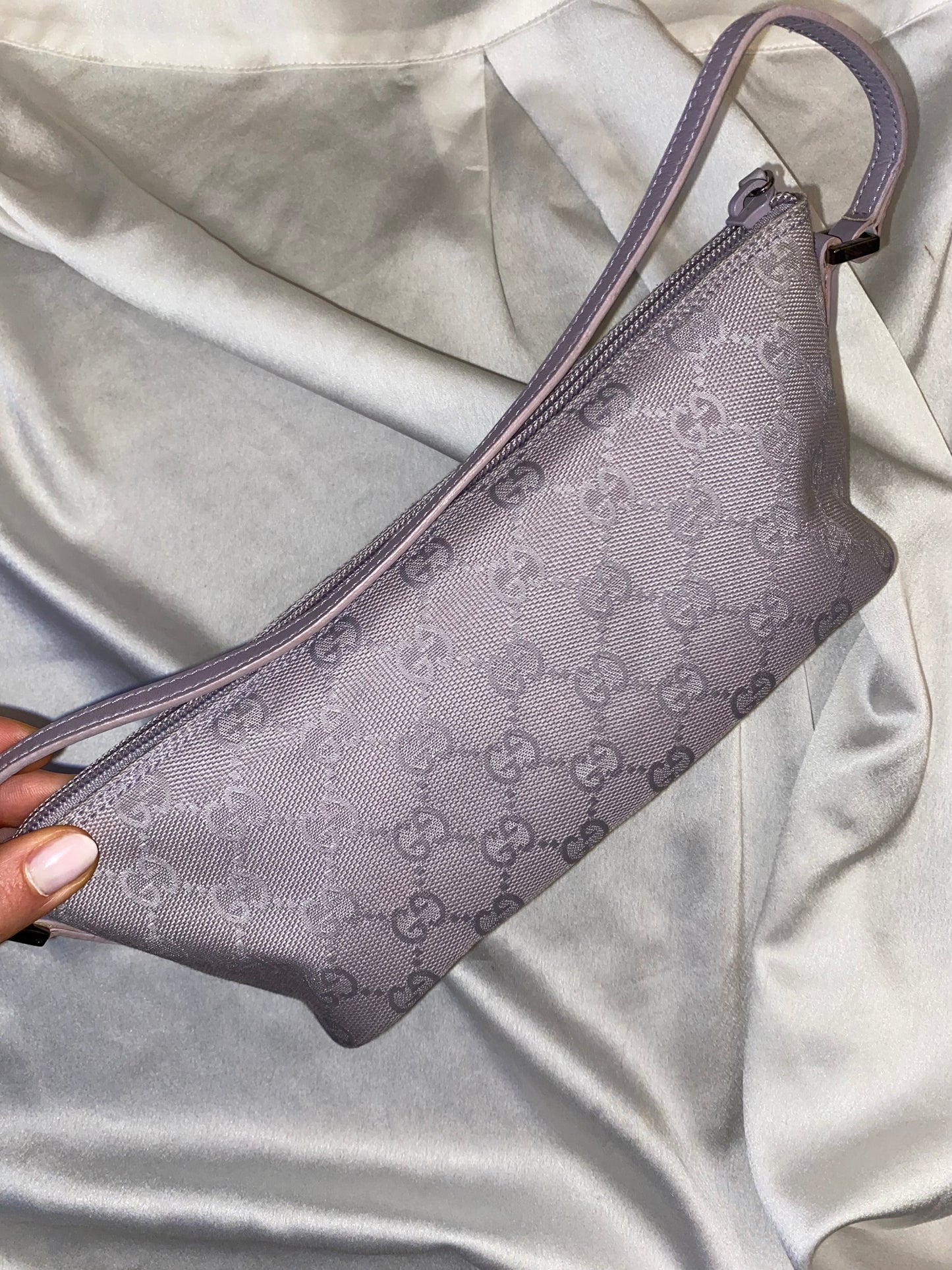 Gucci boat baguette lilac