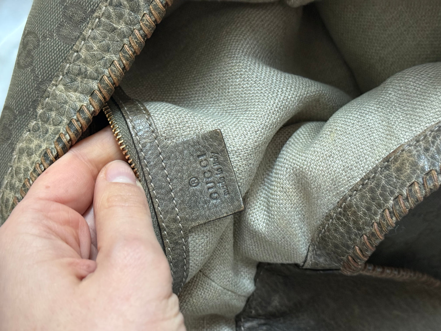 Gucci new Jackie hobo era Frida Giannini monogram khaki