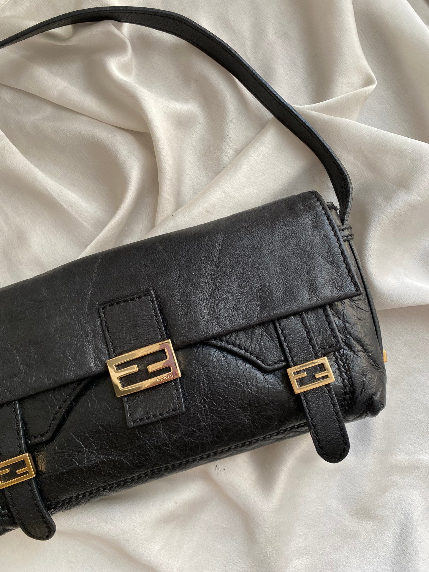Fendi sweety baguette black leather