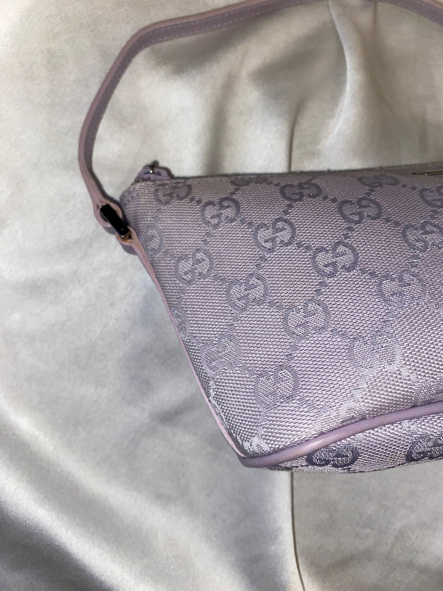 Gucci boat baguette lilac
